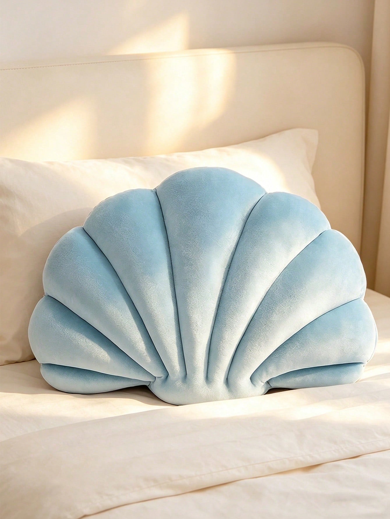 1pc Shell Shaped Decorative Pillow, 3D Filled Soft Velvet Cushion, Ocean Beach Decor Pillow For Sofa, Bed, Bedroom, Room Decoration, Outdoor Garden, Summer Spring