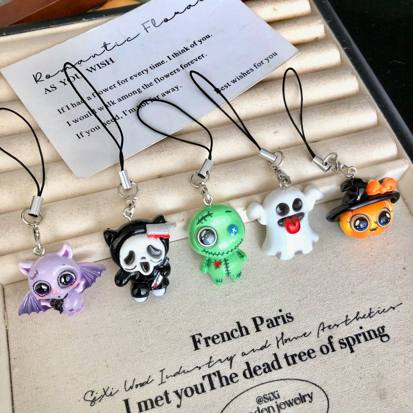 Halloween Pumpkin Ghost Cartoon Resin Pendant Phone Lanyard, Backpack Fun Decoration, Cute Quirky Phone Strap, Girly Soft Decor, Gift For Best Friend/Couple, Suitable For Phone, Camera, Keychain, Back