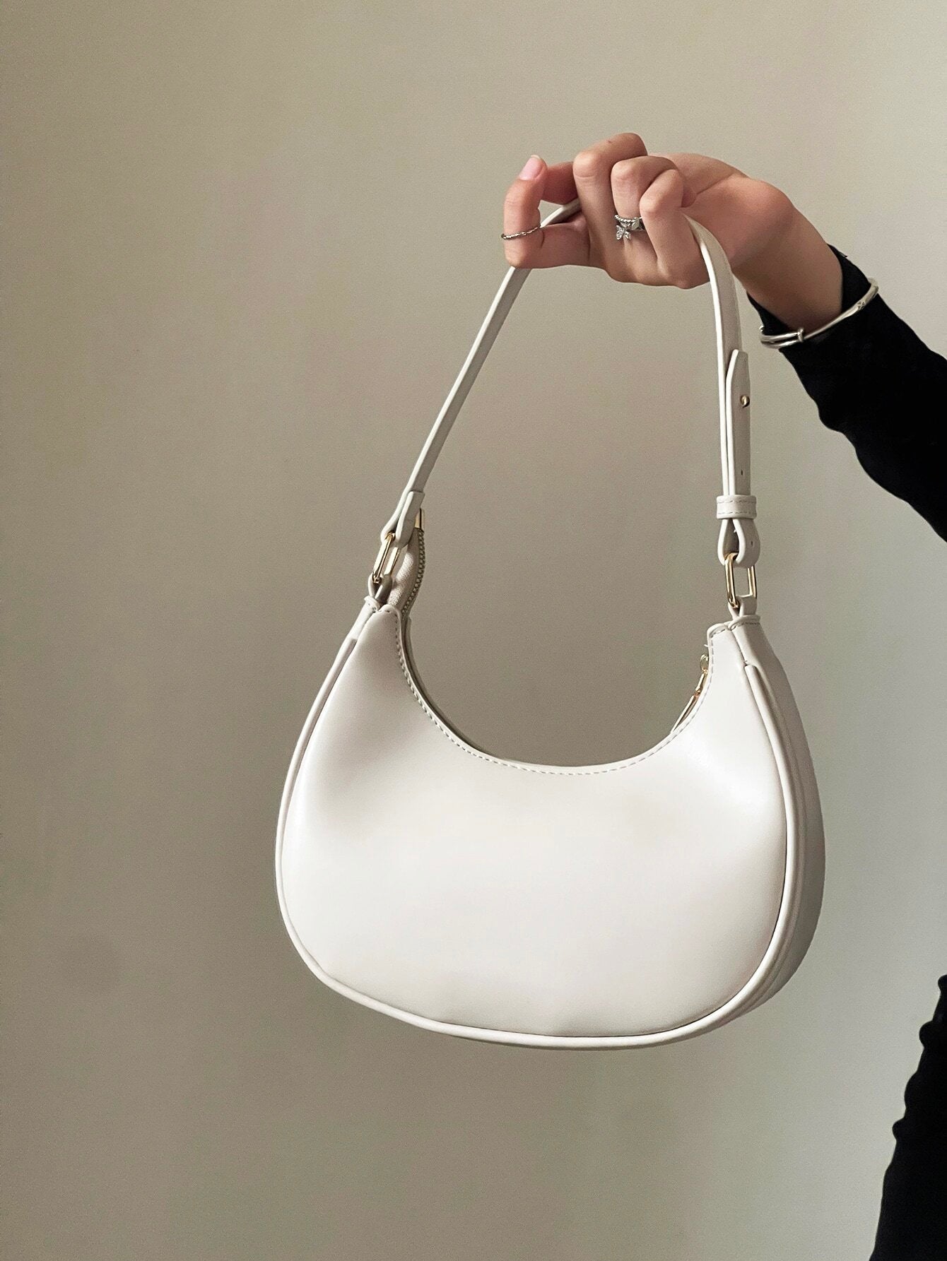 New Fashionable Simple And Stylish Atmosphere Crescent-Shaped Bright Surface Casual Classic Everyday Commuter Bag, Detachable Shoulder Crossbody Bag