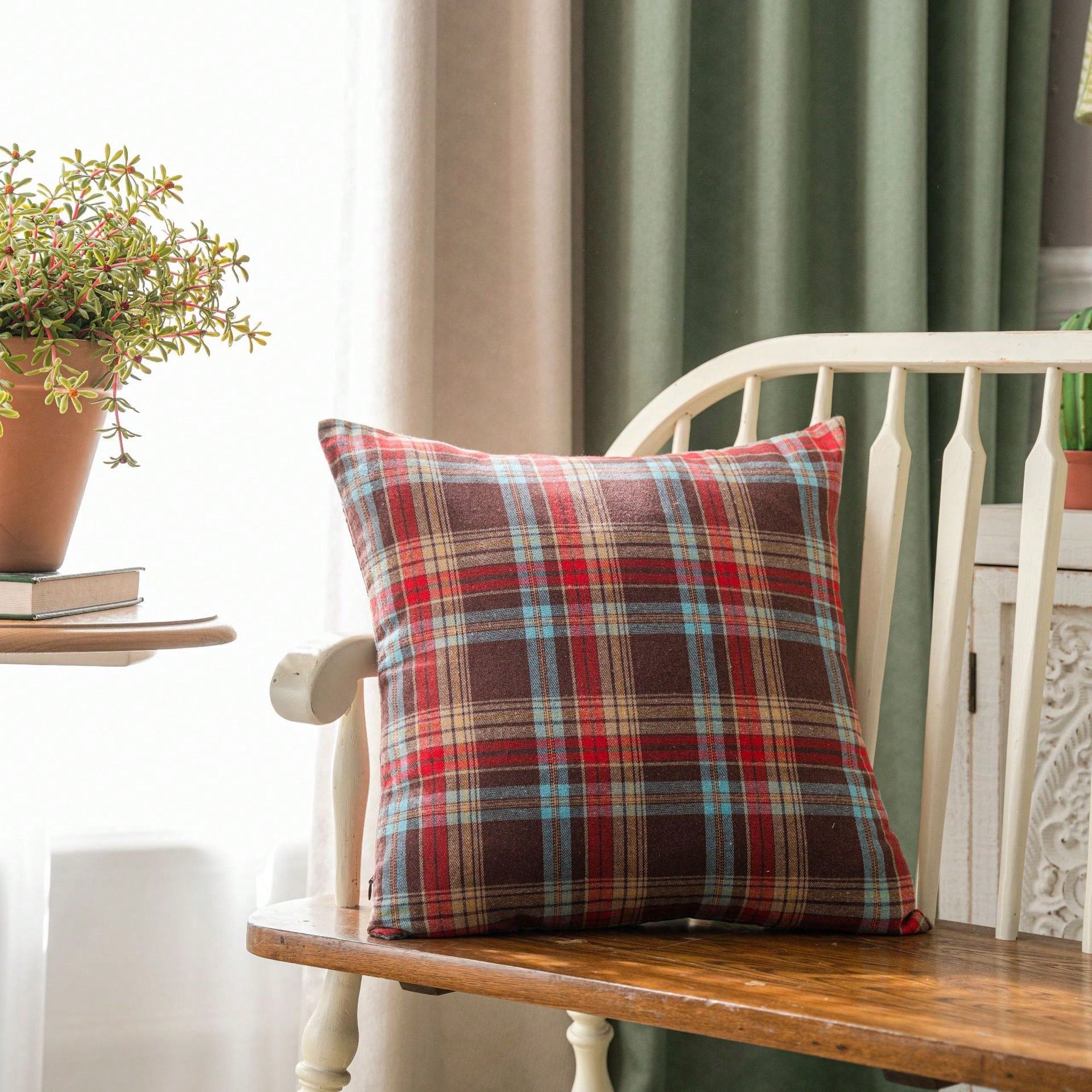 1/2/5pcs Red Classic Plaid Woven Pillow Covers, Living Room Sofa Decorative Pillowcases, Bedroom Bay Window Garden Lounge Chair Cushion, Cafe Decor, Christmas Holiday Atmosphere Decoration (Pillow Ins