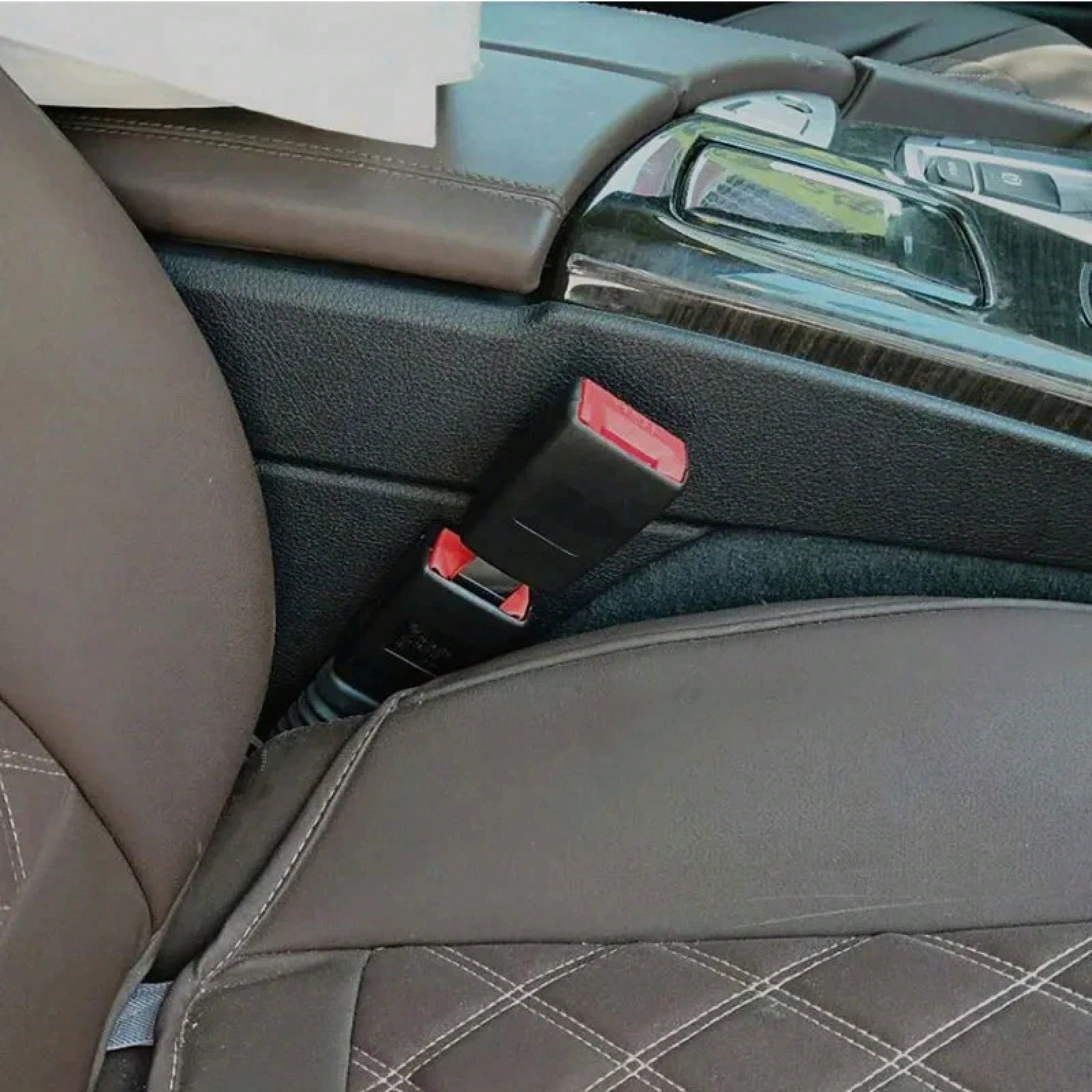 1/2Pcs Car Safety Belt Extender Seat Belt Cover Seat Belt Padding Extension Buckle Plug Buckle Seatbelt Clip Car Accessories
