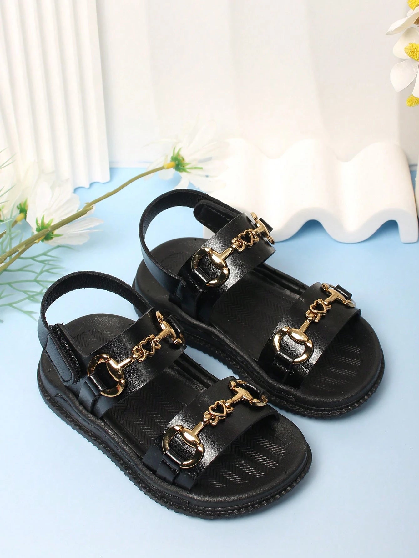 1 Pair Baby Girls Black Hook And Loop Sandals, Simple, Comfortable Casual Outdoor Beach Shoes For Toddler
