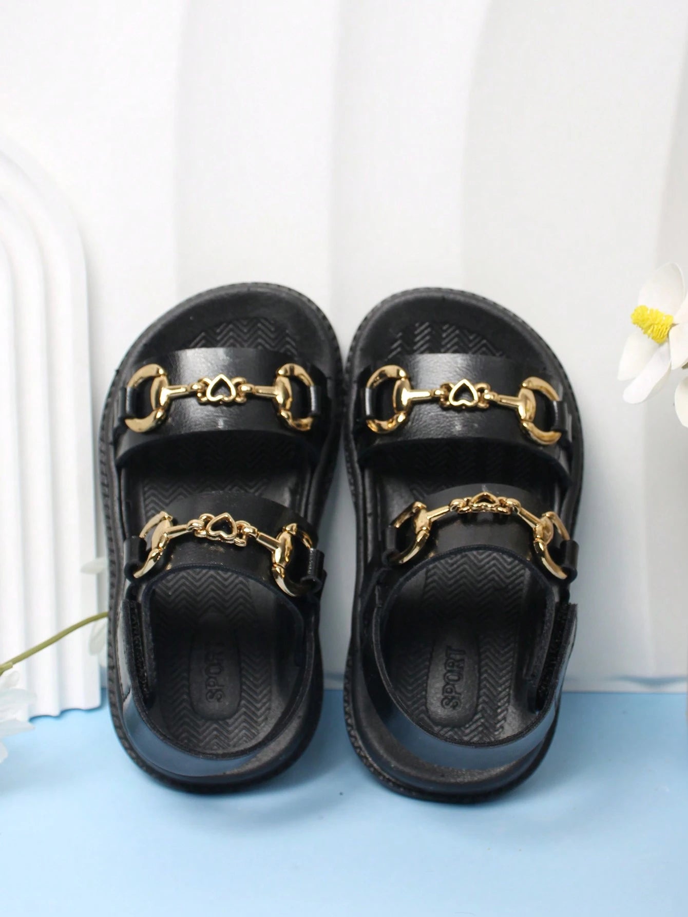 1 Pair Baby Girls Black Hook And Loop Sandals, Simple, Comfortable Casual Outdoor Beach Shoes For Toddler