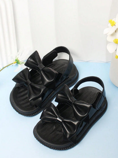 1 Pair Baby Girls Black Hook And Loop Sandals, Simple, Comfortable Casual Outdoor Beach Shoes For Toddler