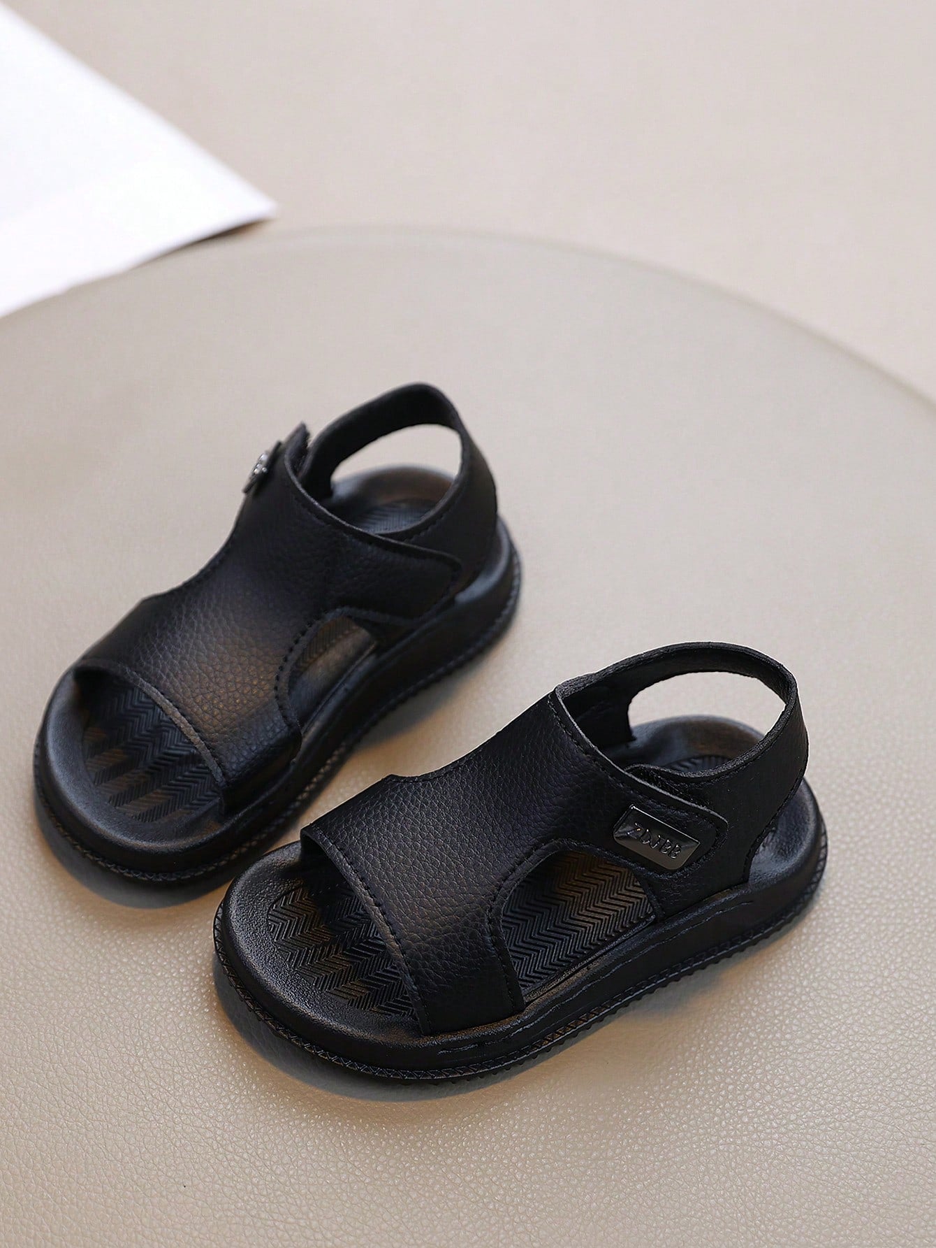 1 Pair Baby Sandals With Adjustable Hook And Loop, Breathable Walking Shoes, Children's Sandals, Girls' Sandals, Boys' Sandals, Summer New Style Ultra-Light Boys' Beach Sandals