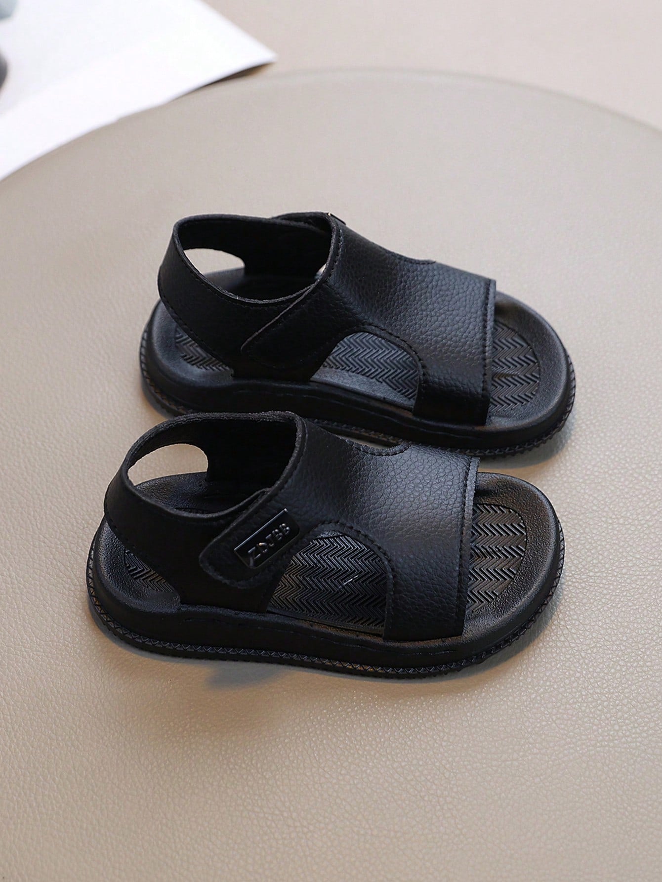 1 Pair Baby Sandals With Adjustable Hook And Loop, Breathable Walking Shoes, Children's Sandals, Girls' Sandals, Boys' Sandals, Summer New Style Ultra-Light Boys' Beach Sandals