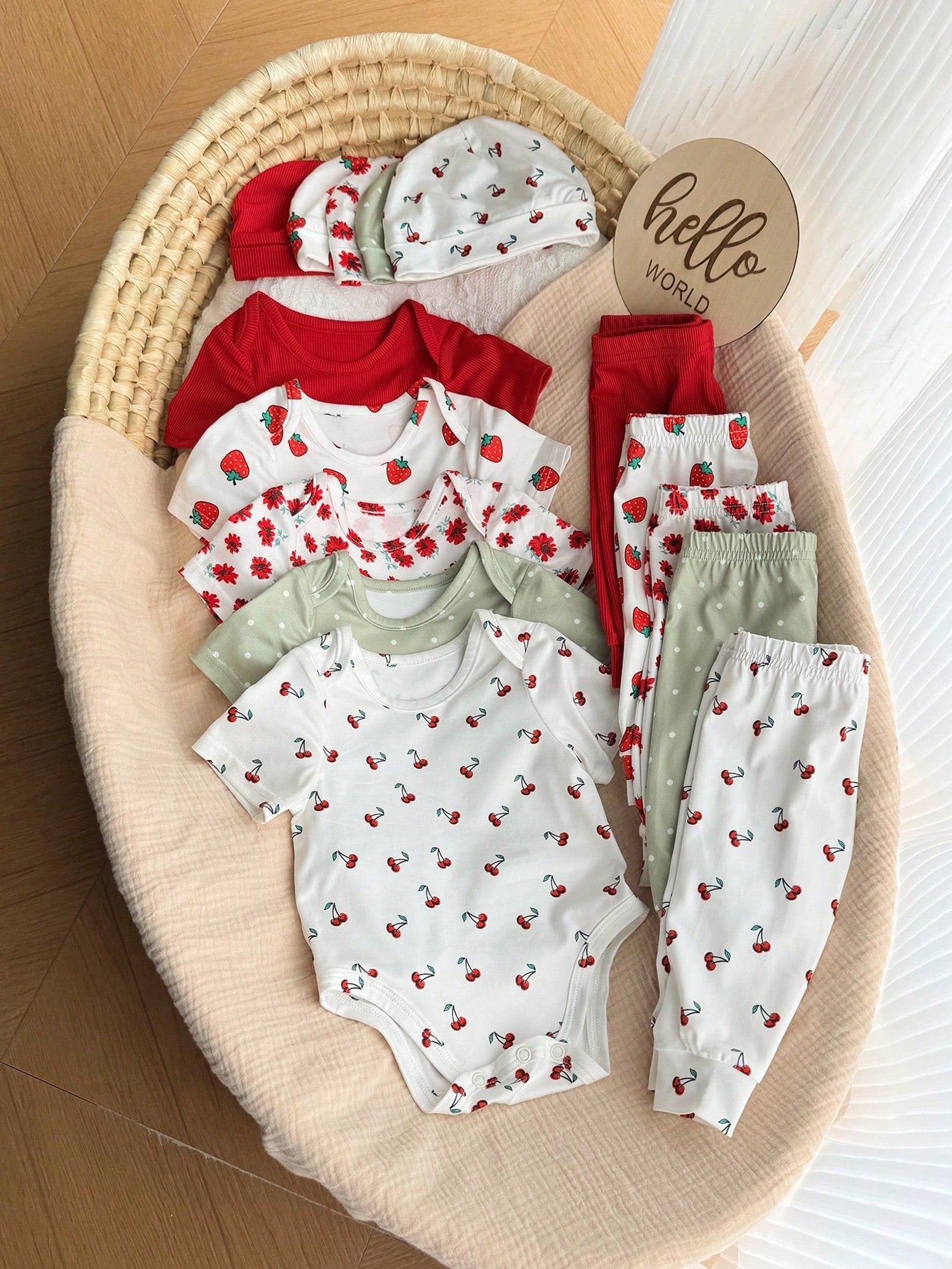 15-Piece Set Of Newborn Baby Girl Summer Cute Knitted Cherry And Strawberry Pattern Short-Sleeved Bodysuit, Pants, Hat, Gloves, And More.