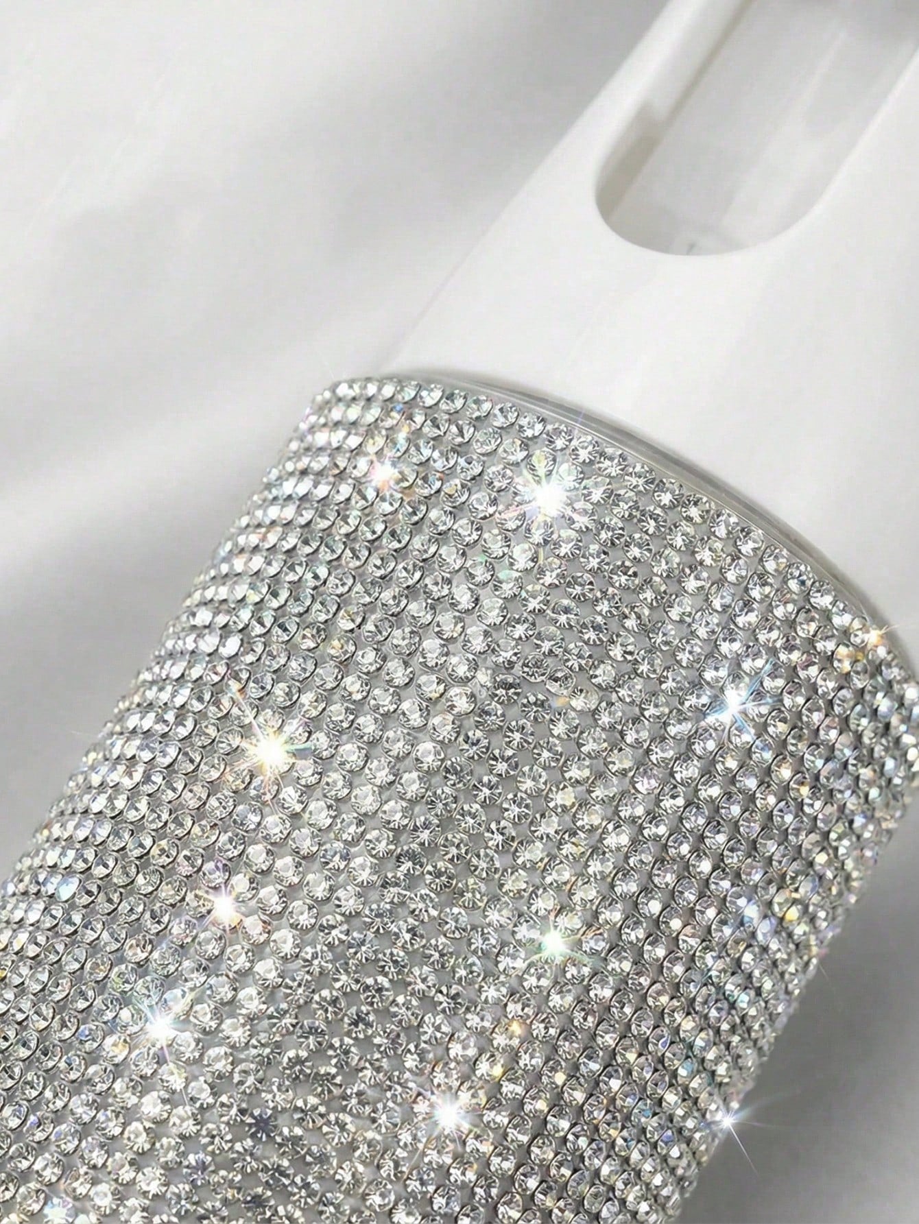 1pc 200ml Rhinestone Decorated Fine Mist Spray Bottle, Luxury Sparkling Style, Minimalist Cylindrical Shape, Suitable For Cosmetics, Home Cleaning, Hair Care, Disinfection, Watering Plants And More