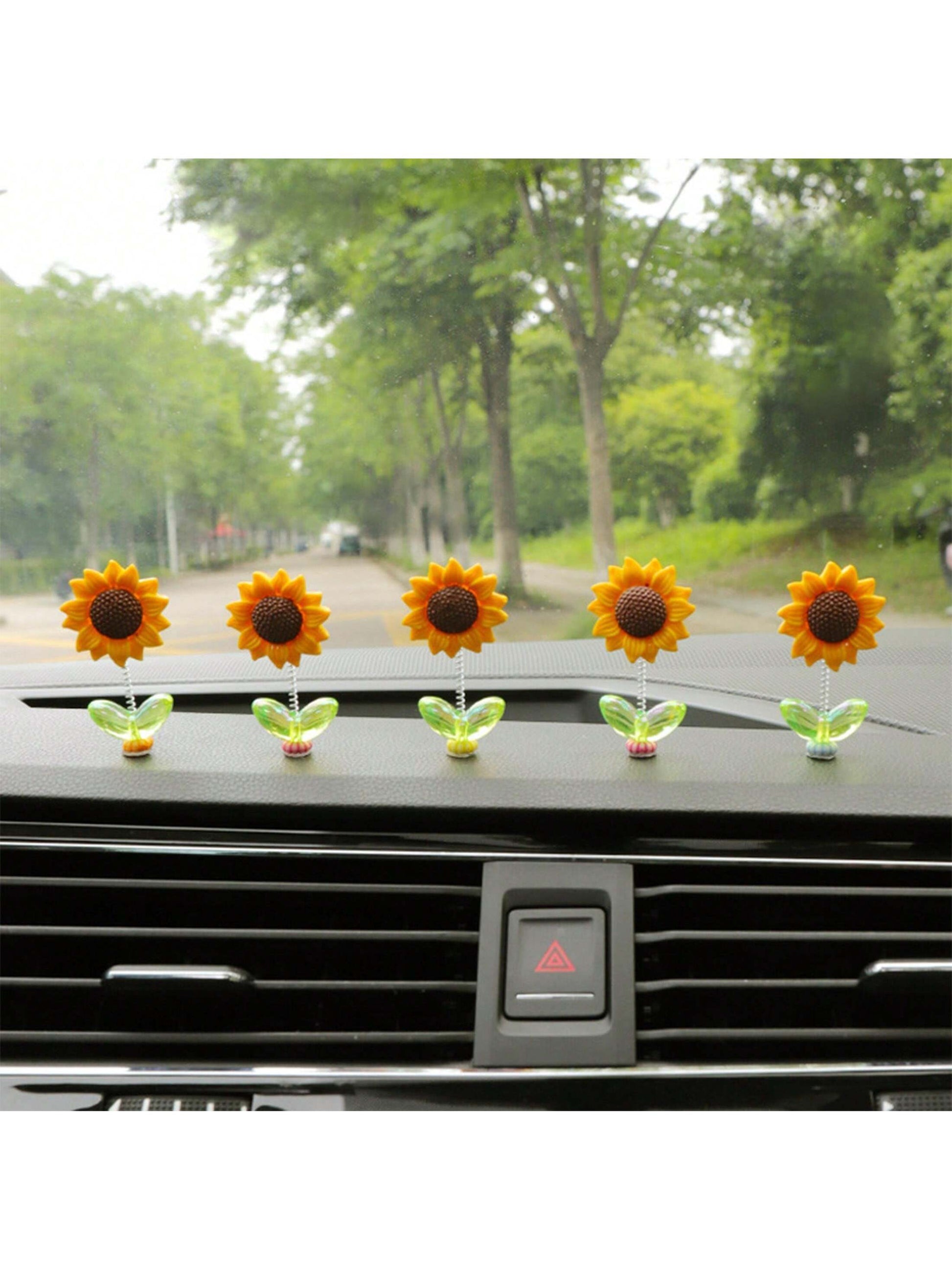 1pc/2pcs/3pcs/4pcs/5pcs Cute Shaking Sunflower Car Ornament Healing Flower Car Center Console Rearview Mirror Decoration