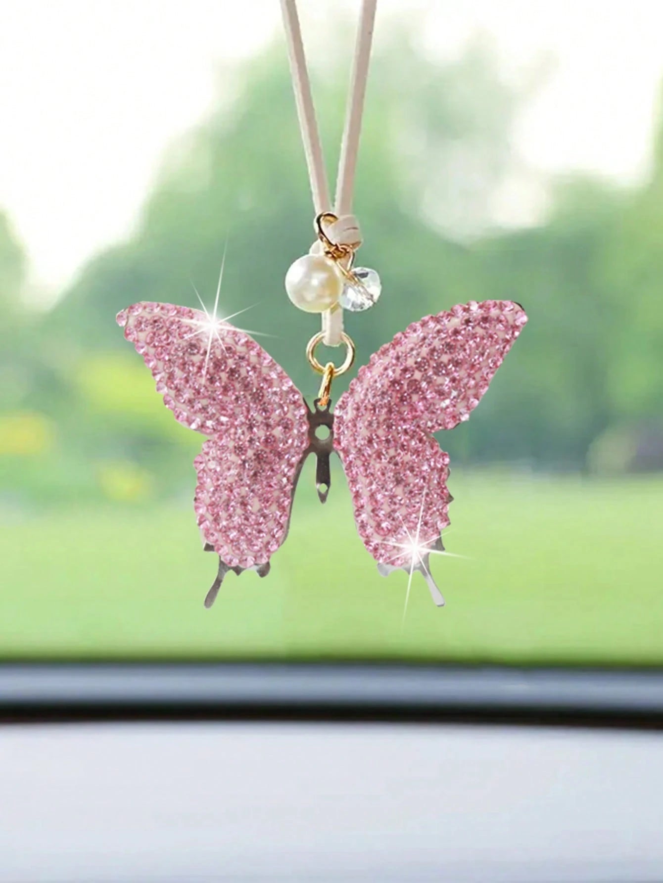 1pc Car Rearview Mirror Full Diamond Butterfly Pendant Car Pendant Interior Decoration Pendant