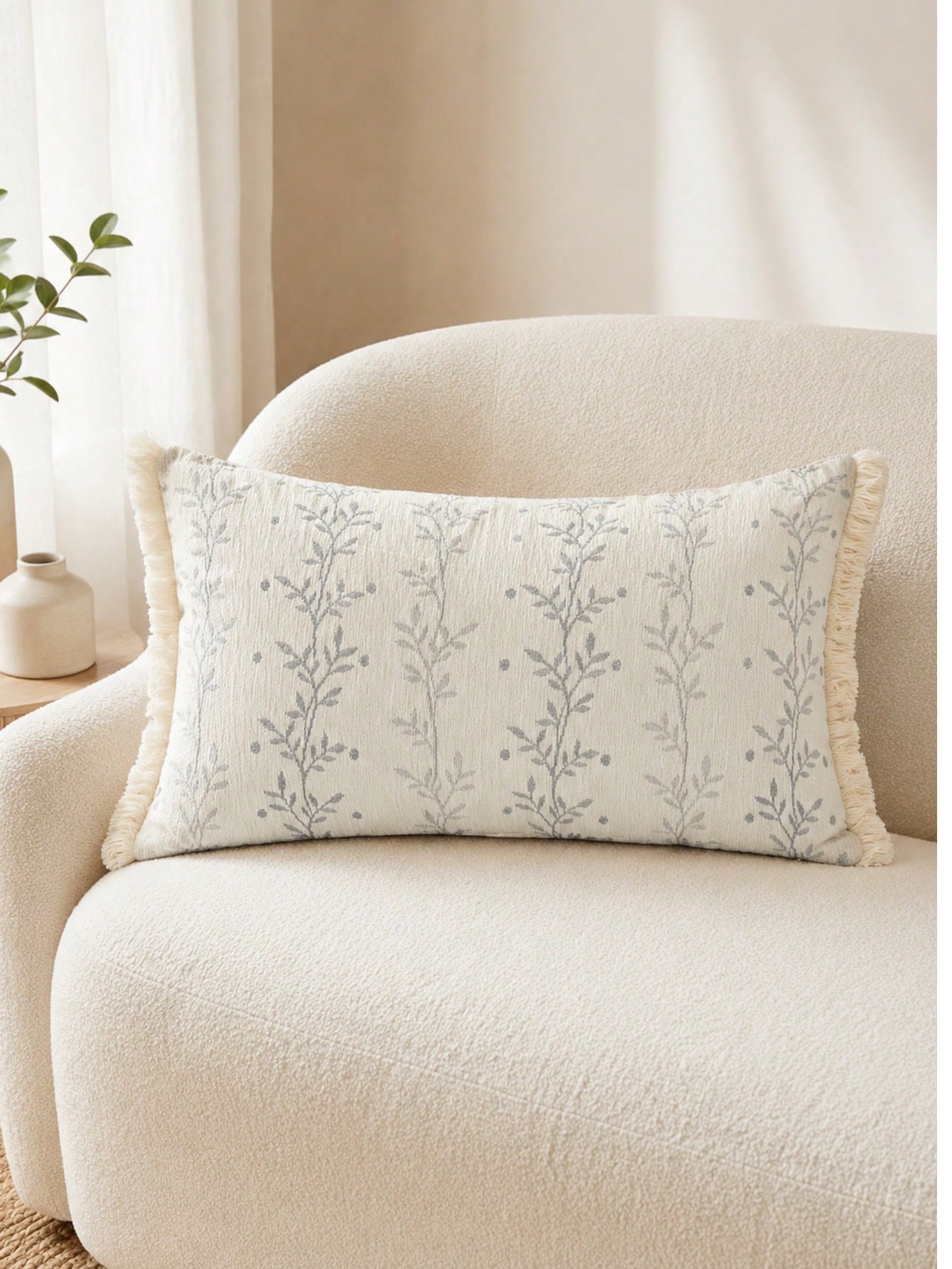 1pc Chenille Tassel Lumbar Pillow Cover, Soft Textured Rectangular Cushion Case 12x20 Inch, Bohemian Farmhouse Style Sofa Bedroom Living Room Decor, Pillow Insert Not Included