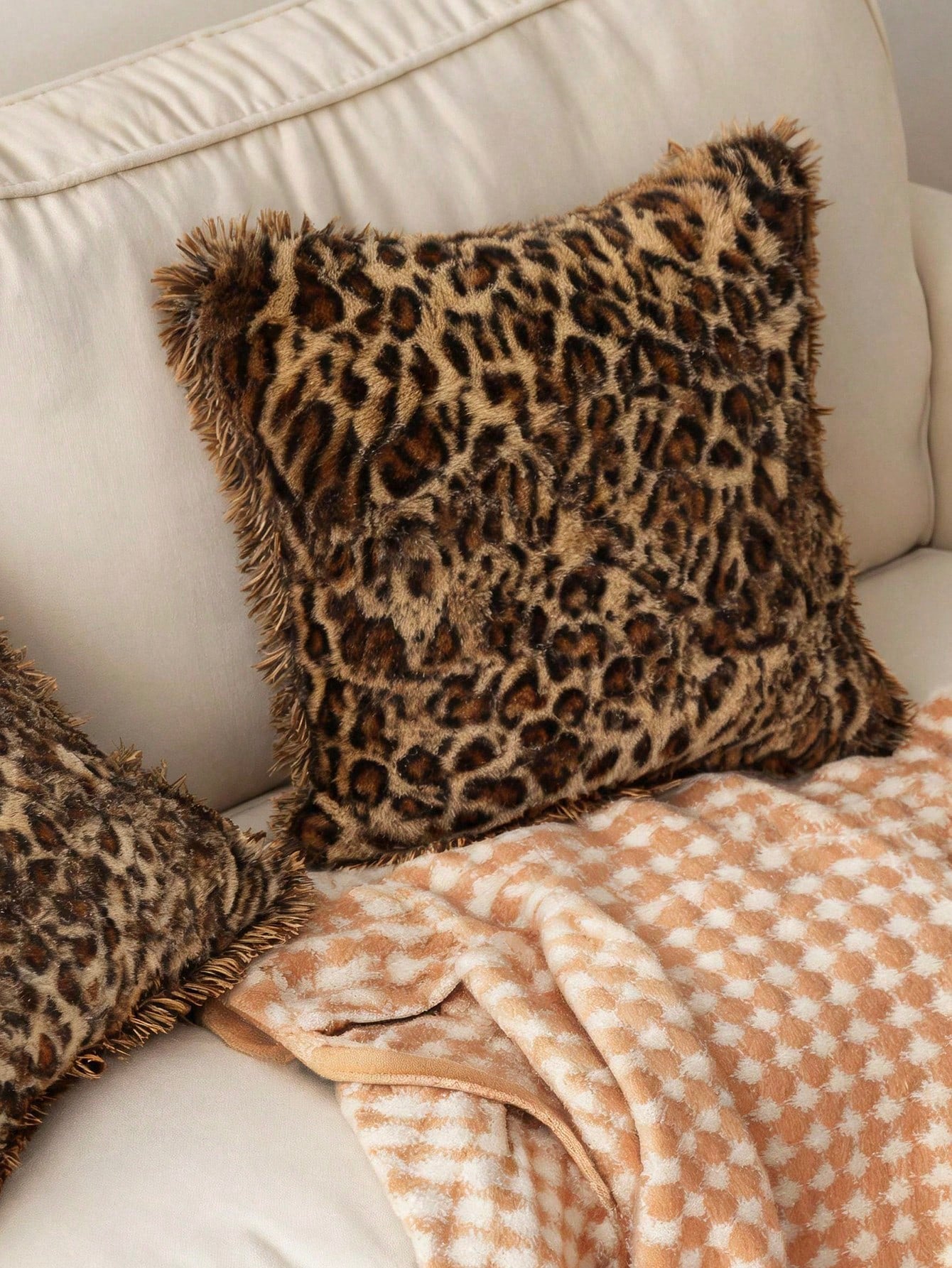 1pc Coffee Brown Leopard Pattern Fuzzy Plush Cushion Cover Without Filler, Modern Flannelette Decorative Throw Pillowcases Zipper Closure For Home, For Sofa, Living Room