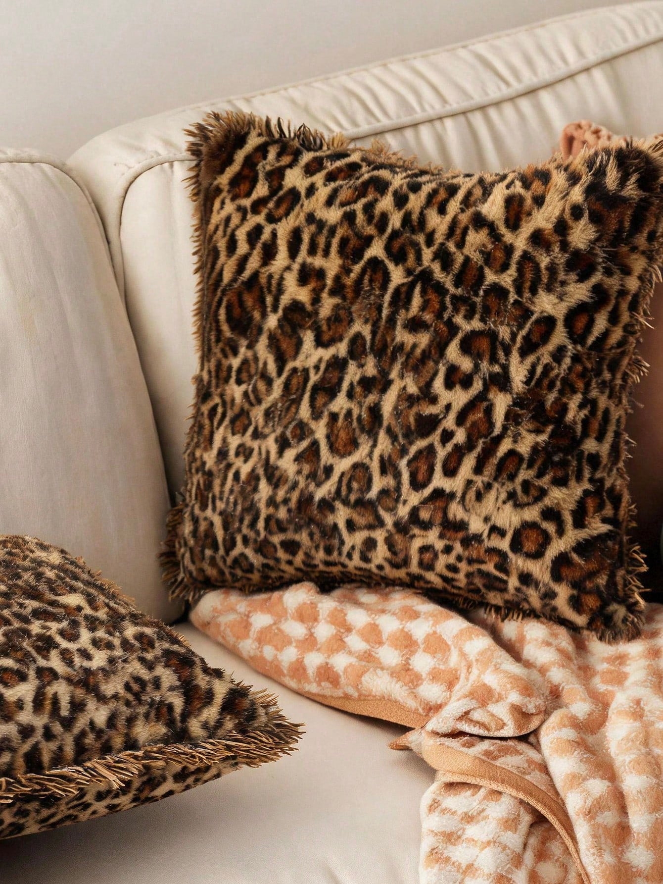 1pc Coffee Brown Leopard Pattern Fuzzy Plush Cushion Cover Without Filler, Modern Flannelette Decorative Throw Pillowcases Zipper Closure For Home, For Sofa, Living Room