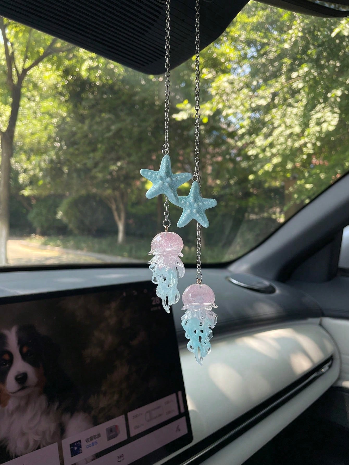 1pc Colorful Starfish Firefly Jellyfish Car Rearview Mirror Hanging Ornament, Sweet Glittery Jellyfish Pendant Car Charm, Personalized Elegant Minimalist Realistic Starfish Pendant Car Rearview Mirror