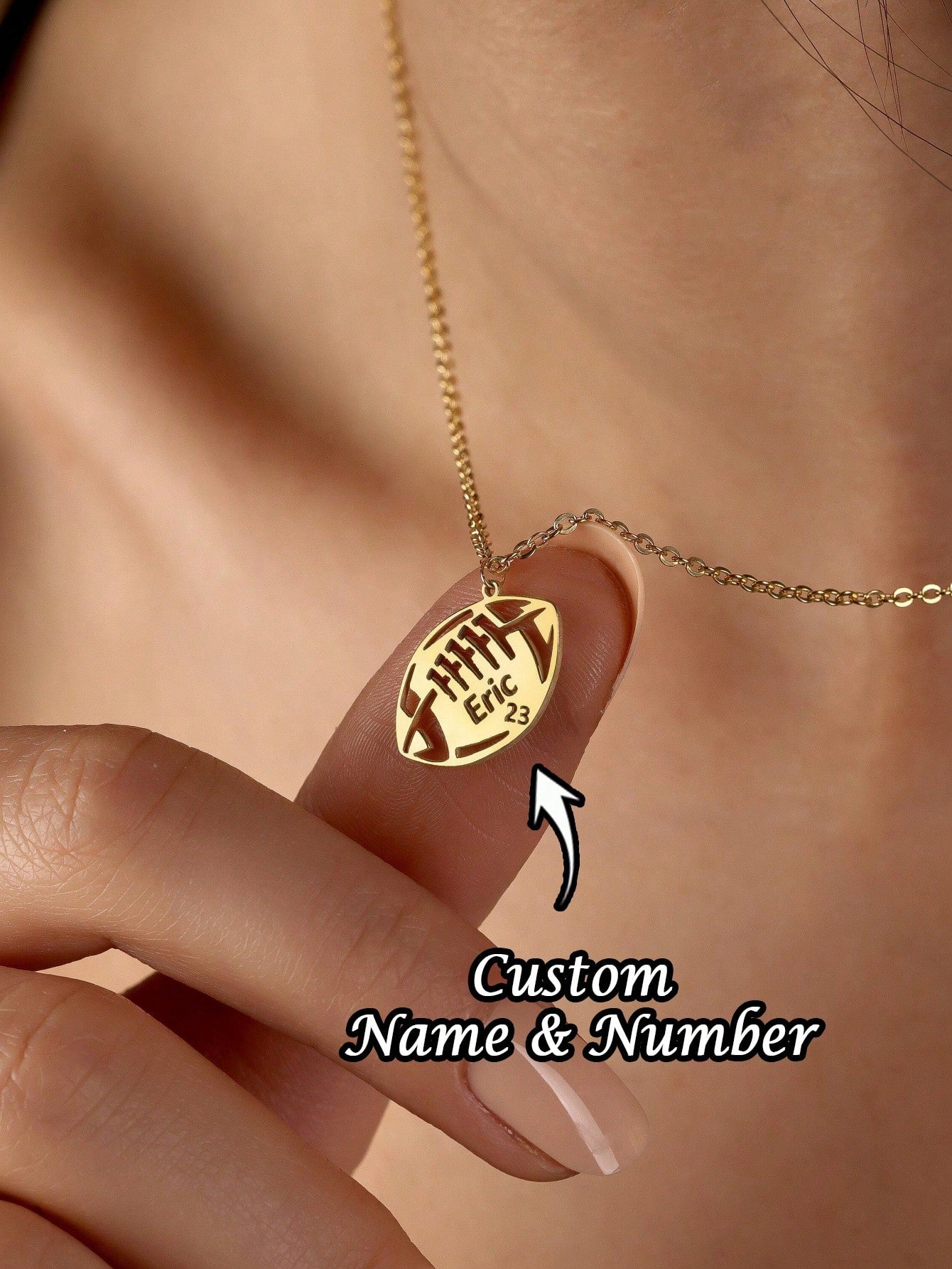 1PC [Customized] American Football Name & Number Necklace, Personalized Rugby Number Necklace, Personalized Gifts, Stainless Steel Jewelry, Customizable Name & Number, Sports Jewelry, Custom Athlete G