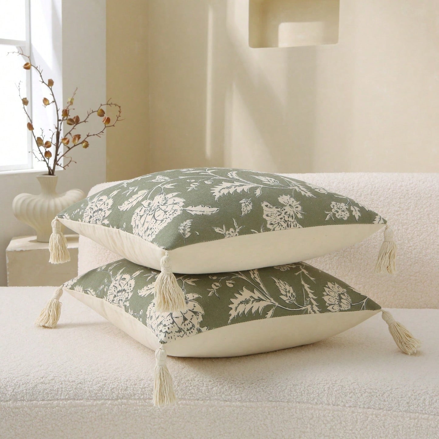 1pc Farmhouse Style Vintage Floral Tassel Throw Pillow Cover, Handprinted Soft Canvas Decorative Cushion Cover Fits Sofa, Size 18x18 Inch/20x20 Inch, Pillow Insert Not Included, Color: Green