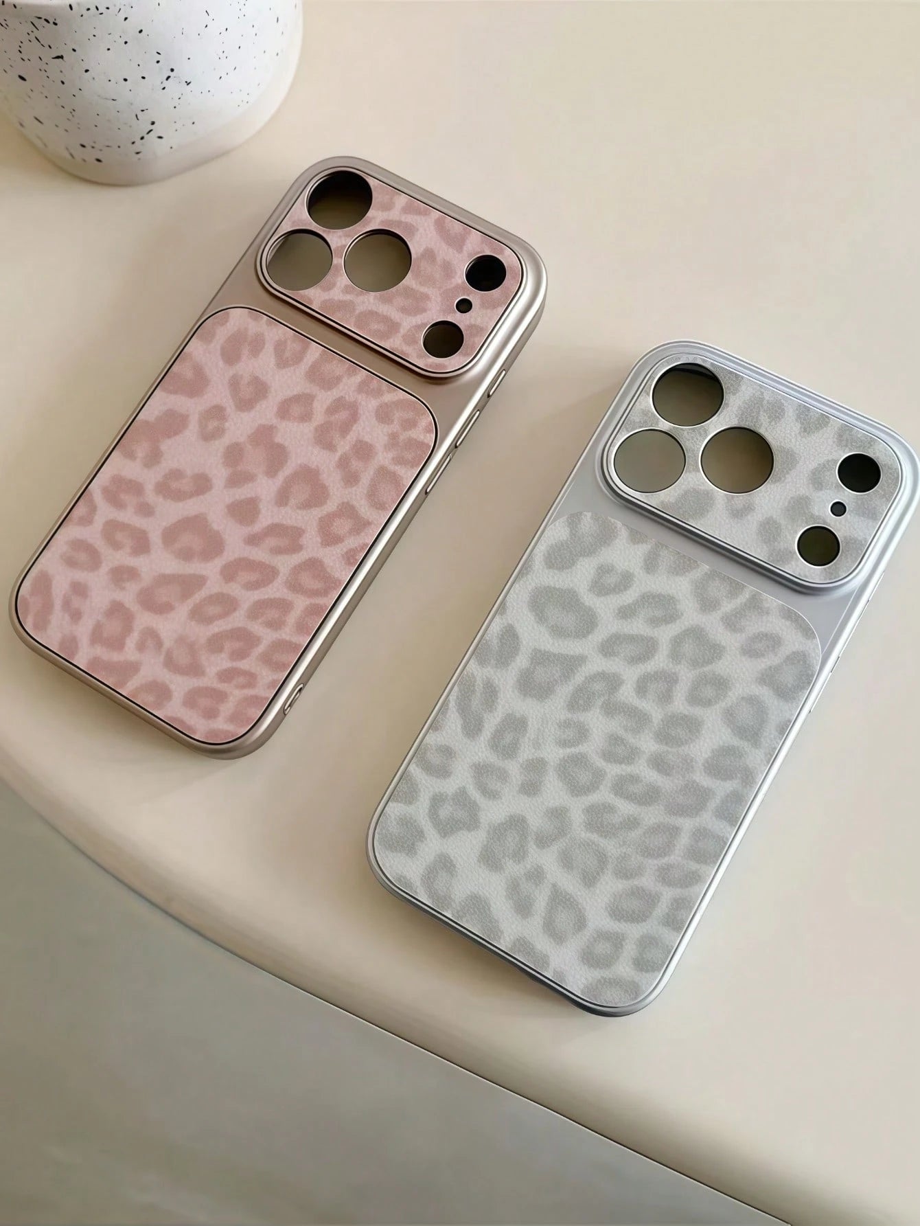 1pc Fashion Leopard Print Spray Painted TPU Full Coverage Phone Case Compatible With Apple 17 Pro Max/16 Pro Max/15 Pro Max/14 Pro Max/13 Pro Max/12 Pro Max/11 Pro Max/Galaxy S26 S25 S24 Ultra S24 Plu