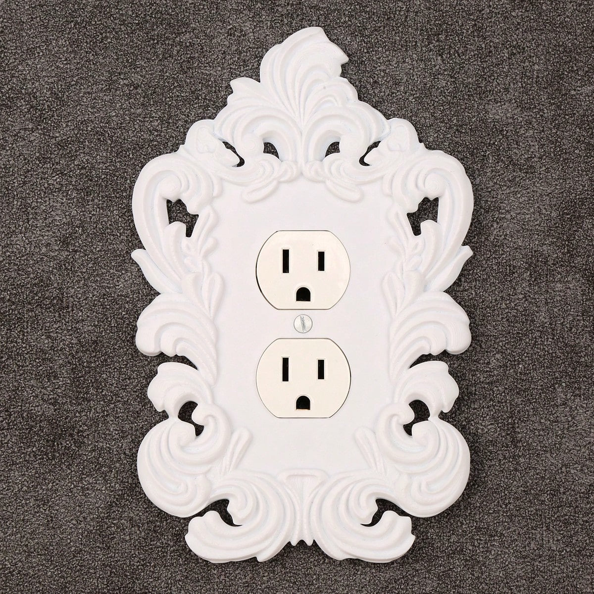 1pc French White Carved Outlet Decorative Frame, Vintage Hollow Floral Pattern Wall Control Panel Cover, Luxury Wall Outlet Decorative Sticker, Suitable For Home Switch Board Decoration
