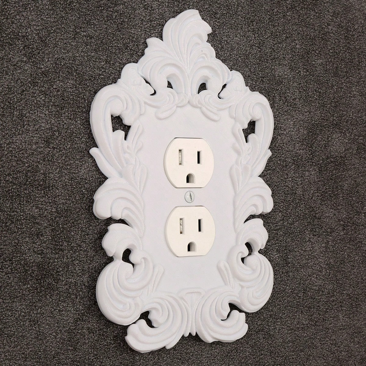 1pc French White Carved Outlet Decorative Frame, Vintage Hollow Floral Pattern Wall Control Panel Cover, Luxury Wall Outlet Decorative Sticker, Suitable For Home Switch Board Decoration