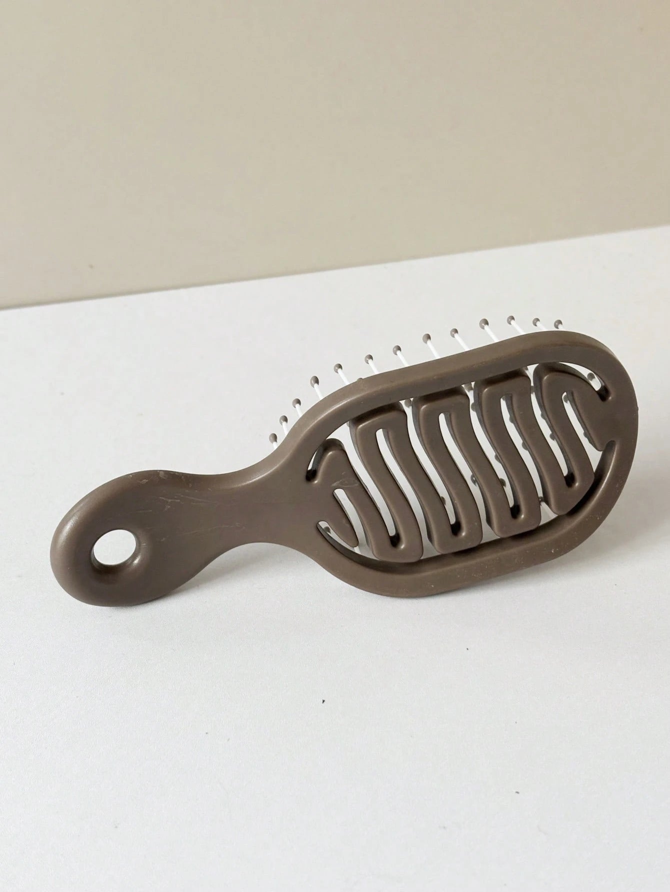 1pc Mini Size Brown Hollow Design Comb, Wet & Dry Portable Comb, Essential Summer Travel Item For Women (With Hole At Bottom For DIY Decoration)