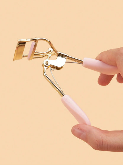 1pc Pink Handle Gold Eyelash Curler, Fits Eye Shape Gently Without Pinching Eyelids, Natural Curl Easy To Use, Eyelash Makeup Tool, Home Essential, Travel Portable, Vanity Table Must-Have