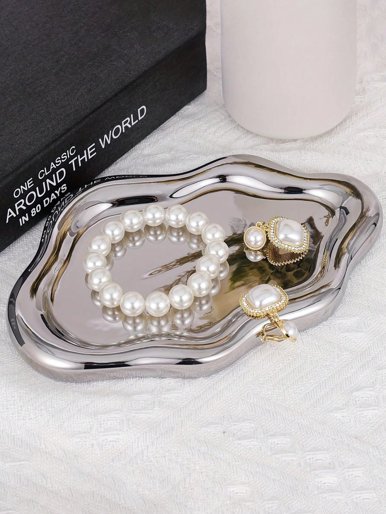 1pc Silver Cloud Tray, Single Layer Luxury Jewelry Storage, High-End Perfume Display, Entryway Key Holder, Home Decor For Bedroom, Living Room, Office,Bedroom Room Decor,Back To School