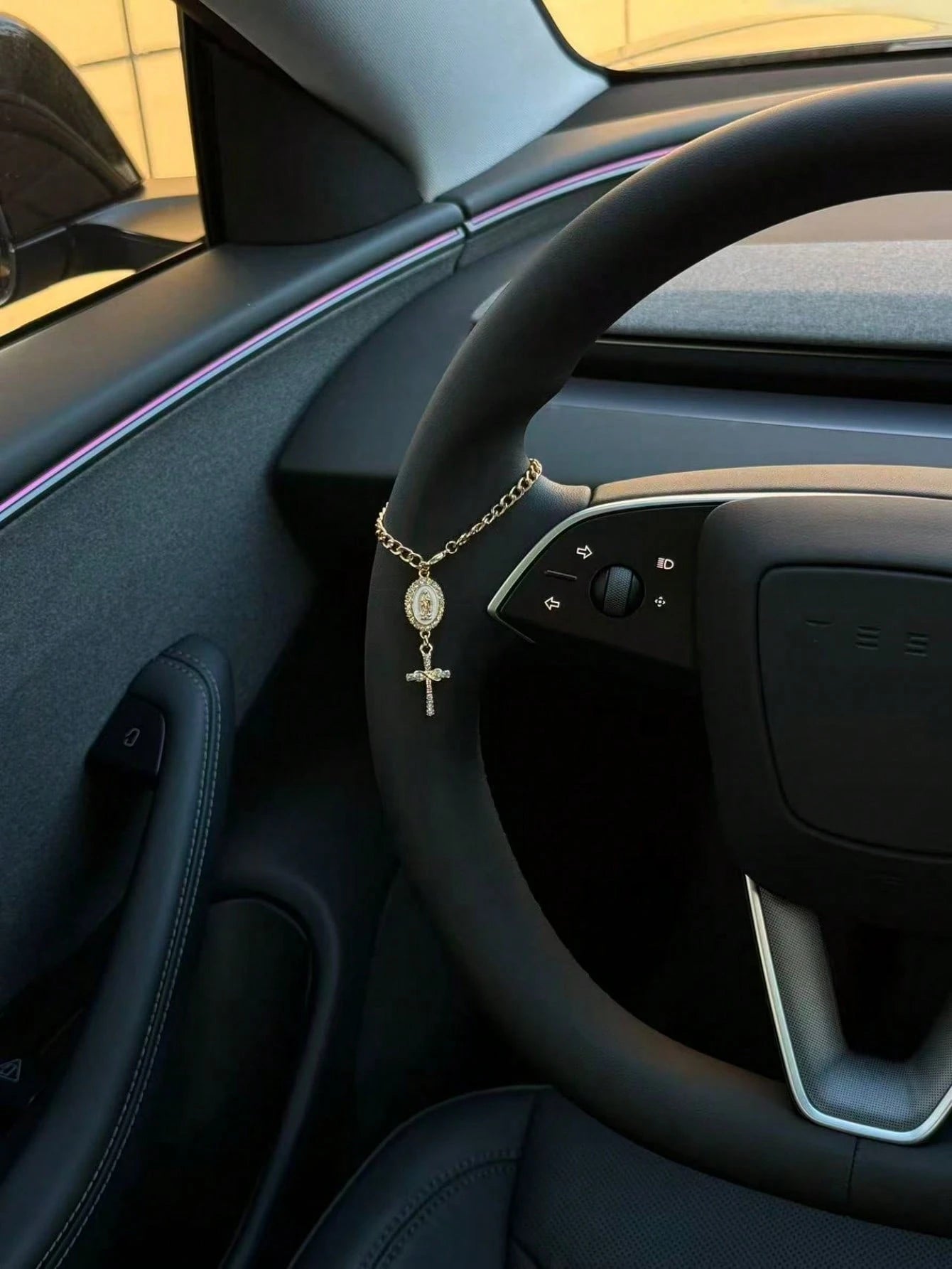 1pc Steering Wheel Decor, 15cm Adjustable Length, Minimalist, Cute, Creative Rosary Bead Car Pendant Accessory, Unique Fashion Car Hanging Decoration