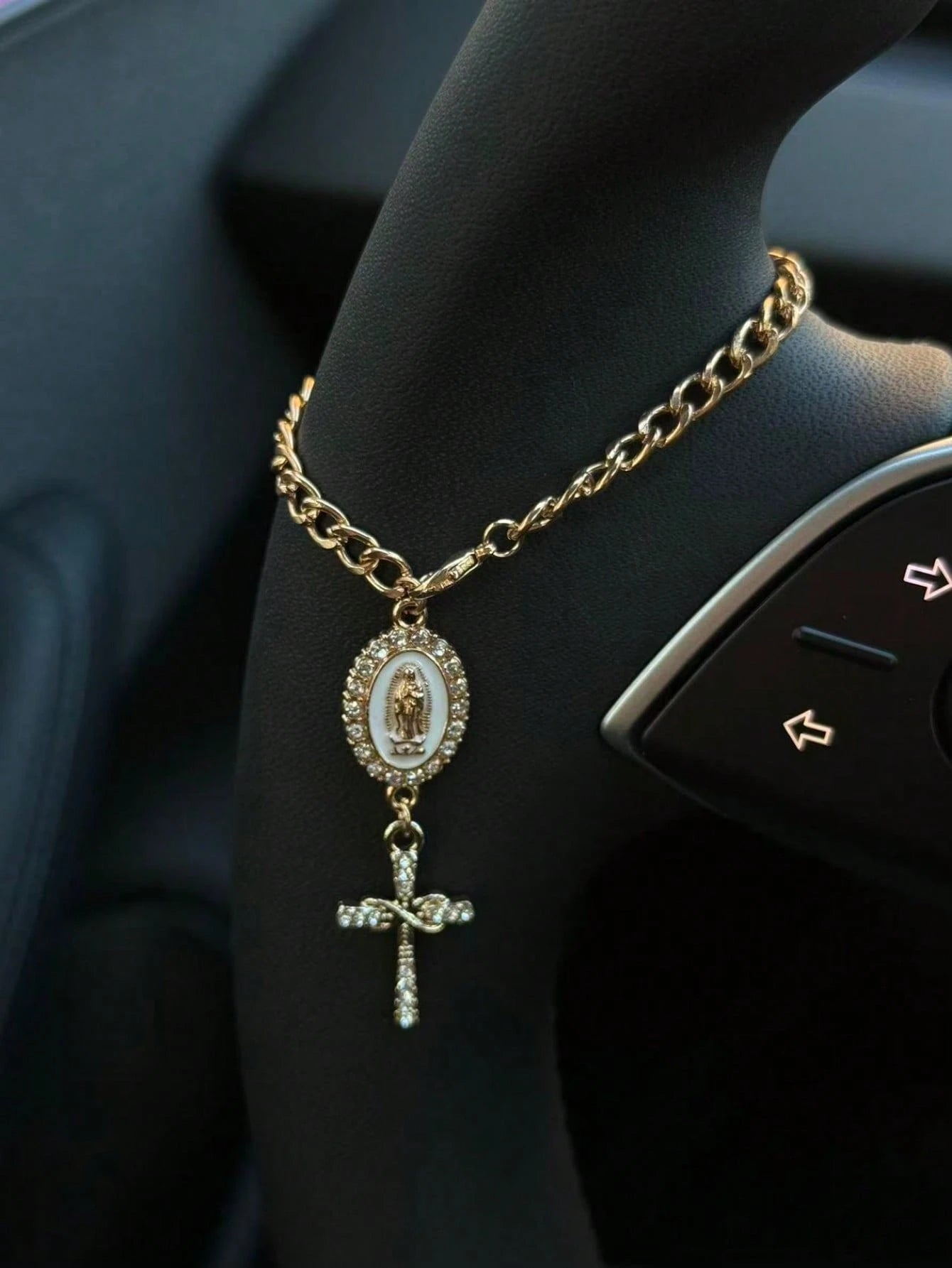 1pc Steering Wheel Decor, 15cm Adjustable Length, Minimalist, Cute, Creative Rosary Bead Car Pendant Accessory, Unique Fashion Car Hanging Decoration