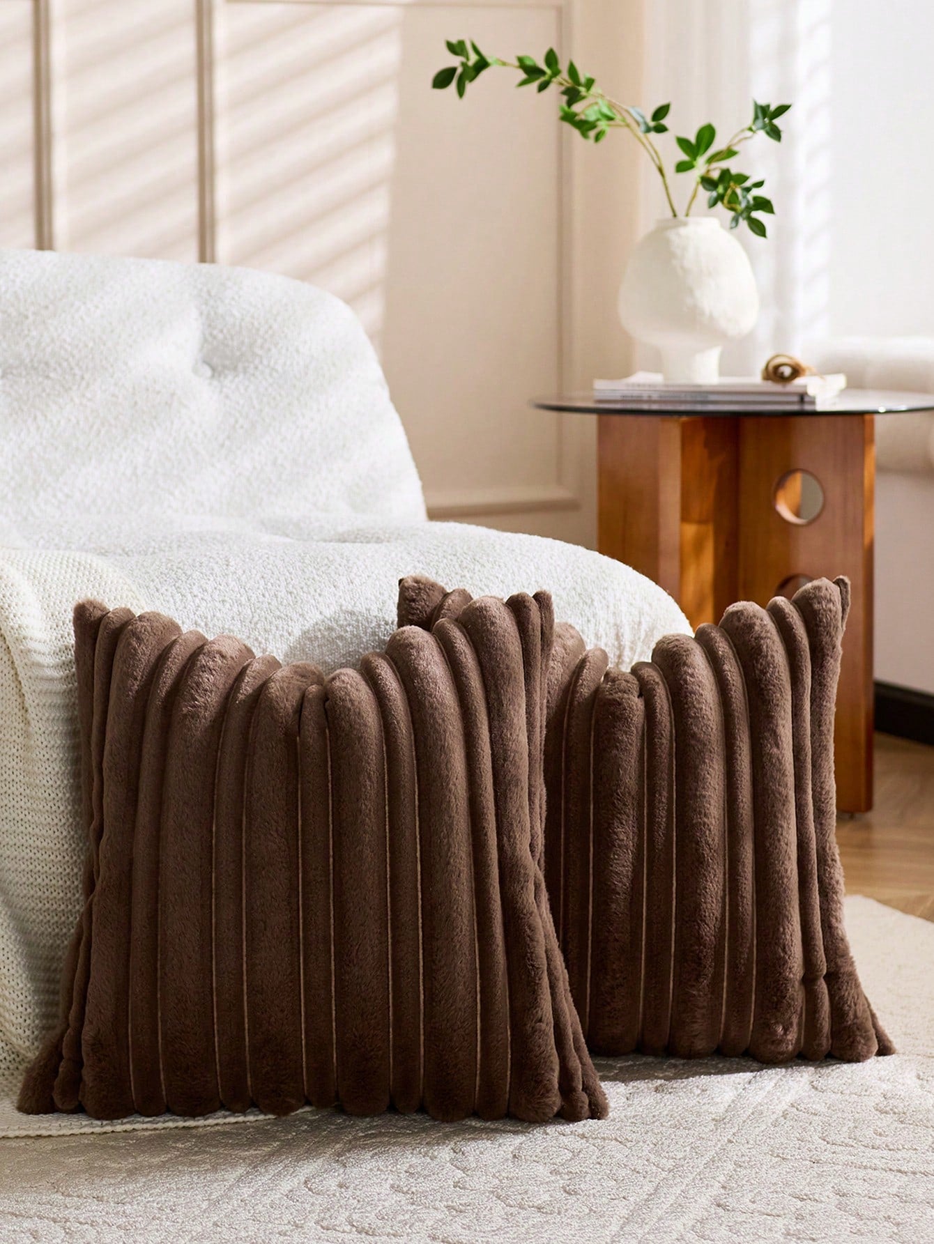 1pc Textured Faux Rabbit Fur Decorative Pillowcase, Soft And Comfortable, Fluffy Home Decor Cushion Cover, Square Pillowcase, Holiday Home Pillowcase Decoration, Modern Decor Sofa, Home Bedroom, Witho