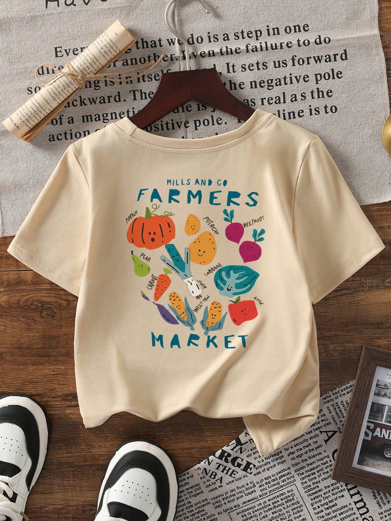 1pc Toddler Boys' Farmers Market Fruit & Vegetable Print Short Sleeve T-Shirt, Casual Round Neck Top, Breathable Cute Outfit For Baby Daily Wear, School, Outing, Comfortable Farming Style Casual Child
