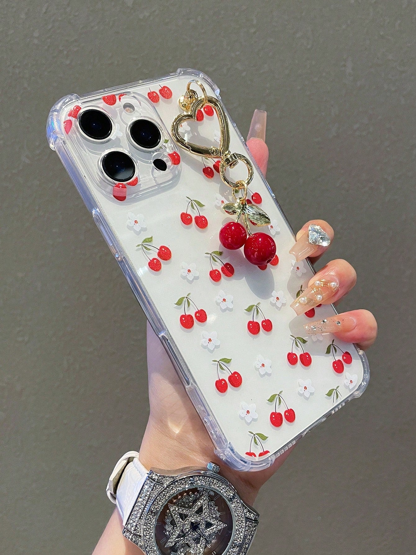 1pc Transparent Solid Color Phone Case With Camera Protection And Cute Cartoon Cherry Pattern, With Cherry Pendant Charm, Compatible With Iphone18/18Pro/17Promax/17/17Air/17pro/17promax/16/16Pro/16plu