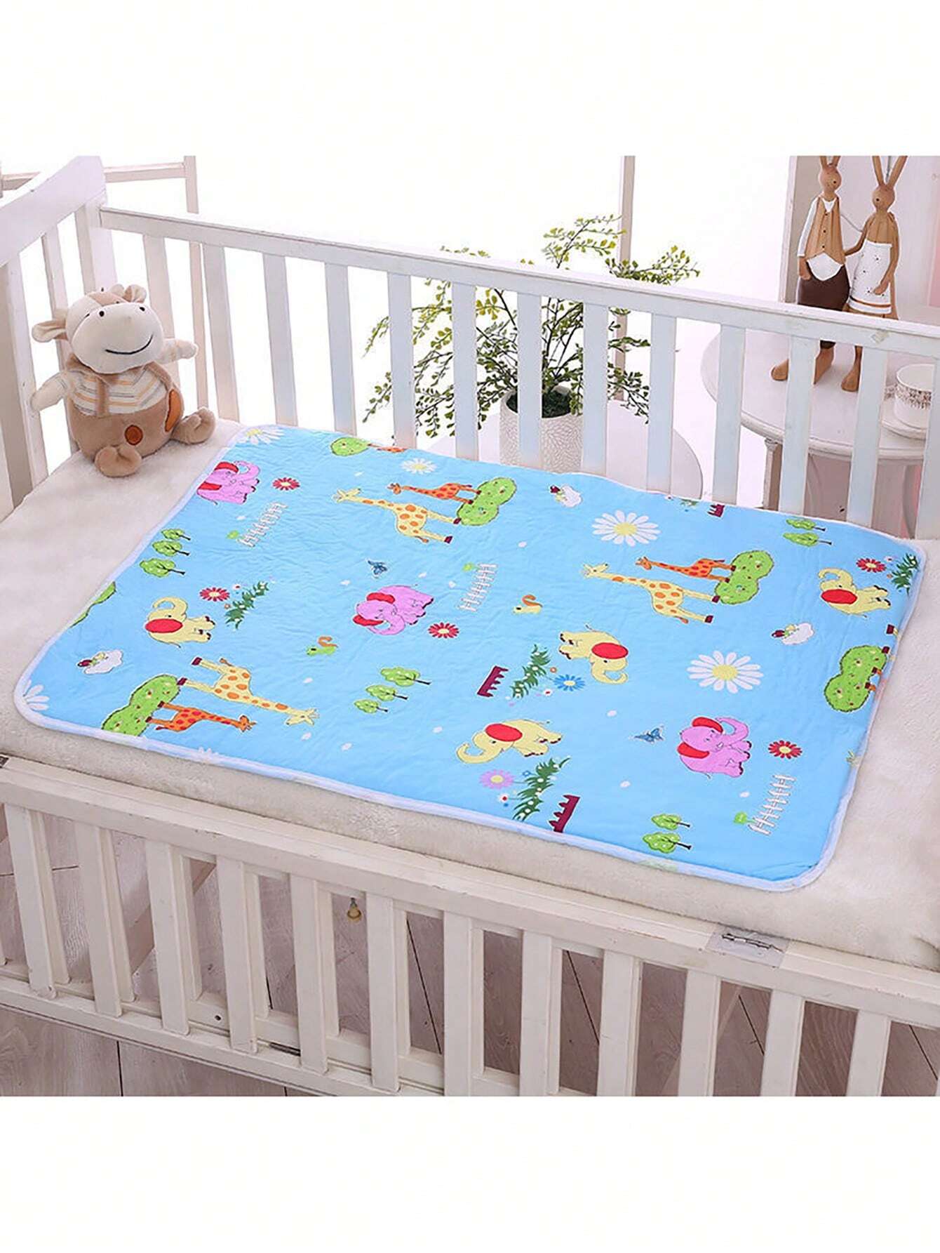 1pc Waterproof, Washable And Breathable Blue Animal Pattern Incontinence Pad For Baby, Elderly And Girl Baby Shower Family Decorations Gifts