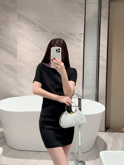 1pc Women's Elegant Box-Shaped Pleated Design Clutch Bag- Luxurious Glitter Bracelet Handle Formal Party Handbag, Bride, Wedding Items