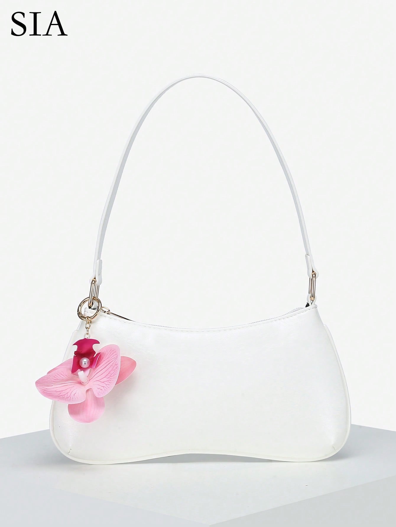 1pc Women's Vintage Vacation Marine Life Faux Pearl Cherry Blossom Beaded Faux Fur Tail Woven Pendant Shoulder Underarm Baguette Bag Suitable For Dating, Outings, Vacation