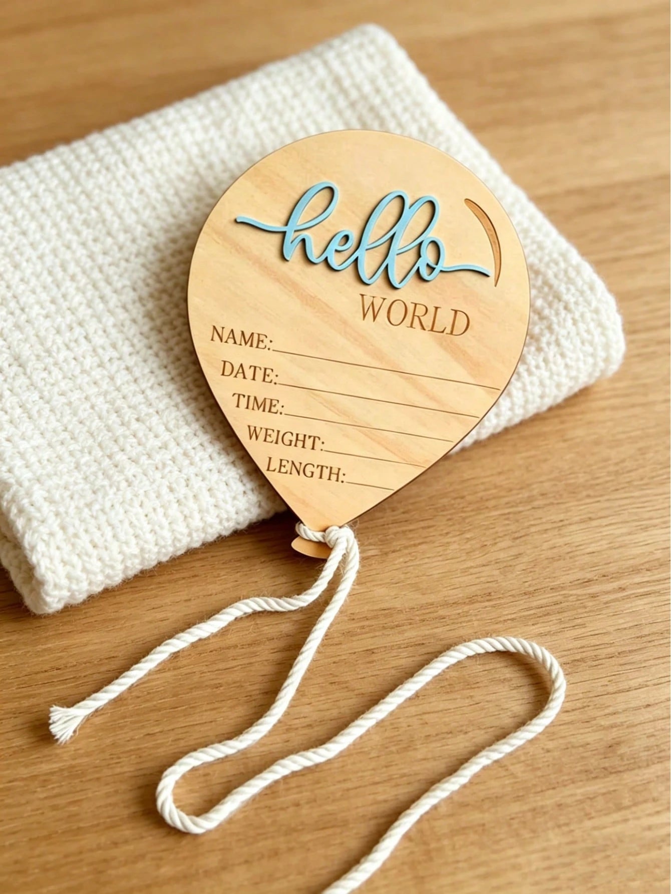 1pc Wooden Newborn Announcement Decoration, Hello World Balloon Sign With Hanging Rope, Birth Details, Wooden Keepsake, Nursery Decor, Newborn Photo Prop