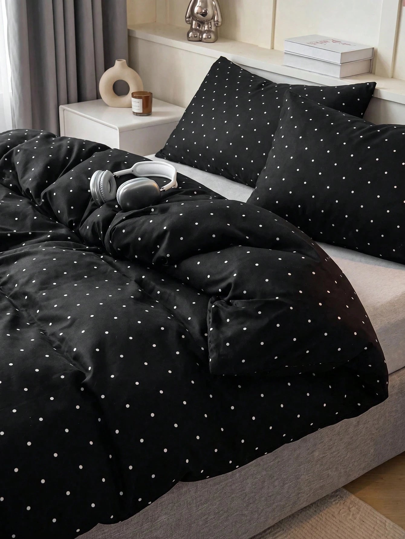 2/3pcs Minimalist Black & White Polka Dot Print Duvet Cover Set (No Duvet Insert), Soft & Breathable All-Season Bedding (1pc*Duvet Cover + 1/2pcs*Pillowcases, No Pillow Inserts), Soft Dual-Color Beddi