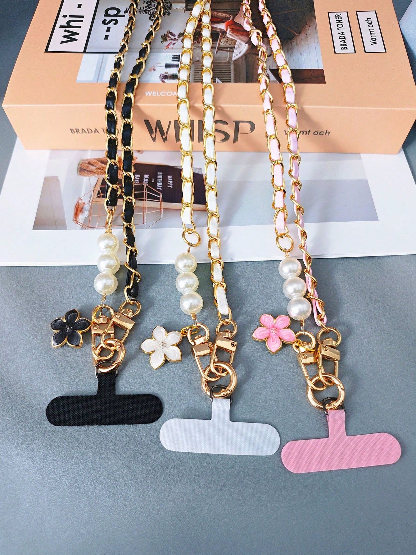 2026 Long Phone Lanyard Crossbody Shoulder Strap High-End Pearl Leather Chain Women's Outdoor Travel Pendant Bag Shell, Hiking, Unisex, Phone Wrist Strap, Keychain, Phone Charm, Phone Accessories, Mob