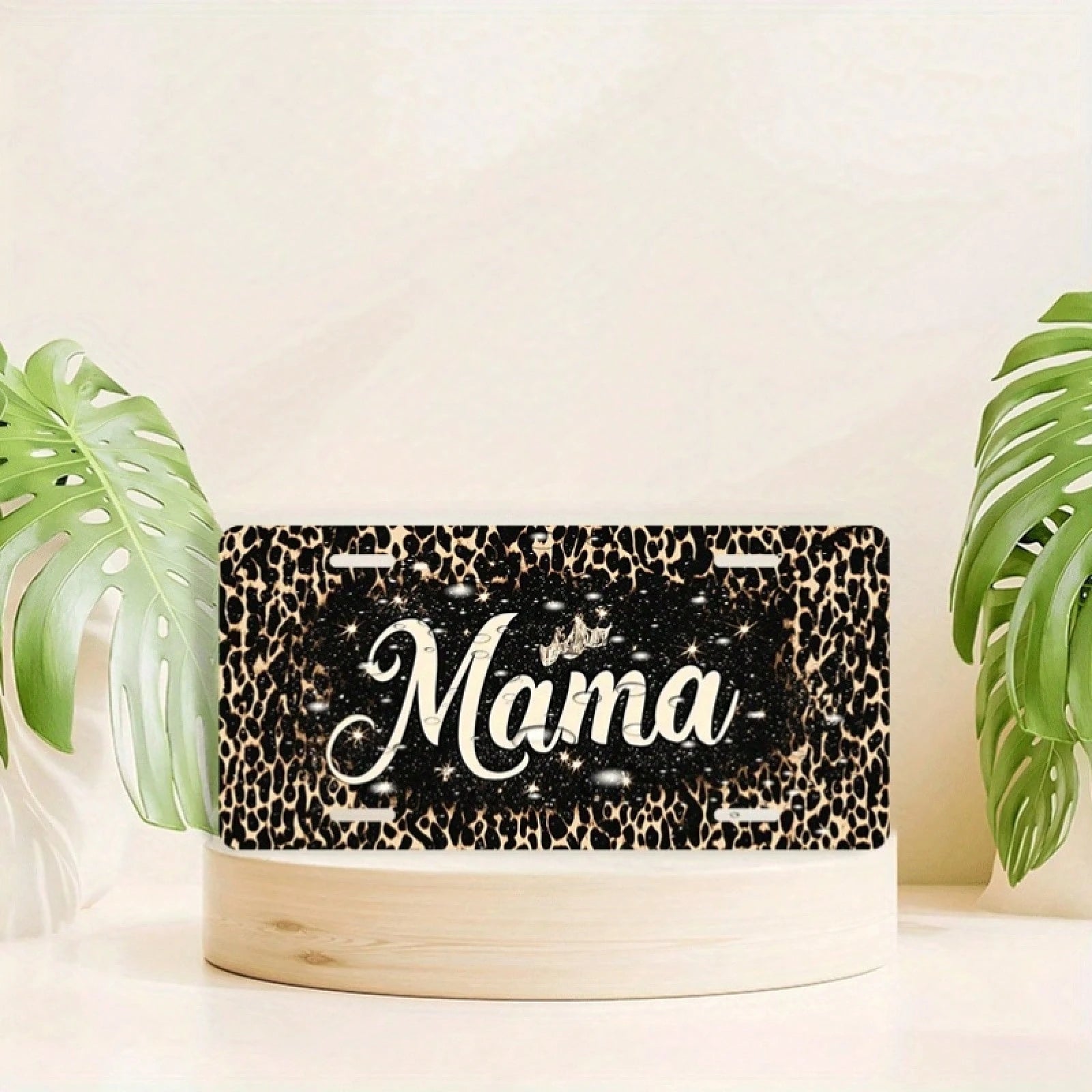 2D Flat Design, Single-Piece, For Decorative Purposes Only, "Mama" License Plate Frame, Leopard Print Glitter Design, Car Decoration, 12" X 6", Unisex, License Plate Decoration, Car, Charming Style, M