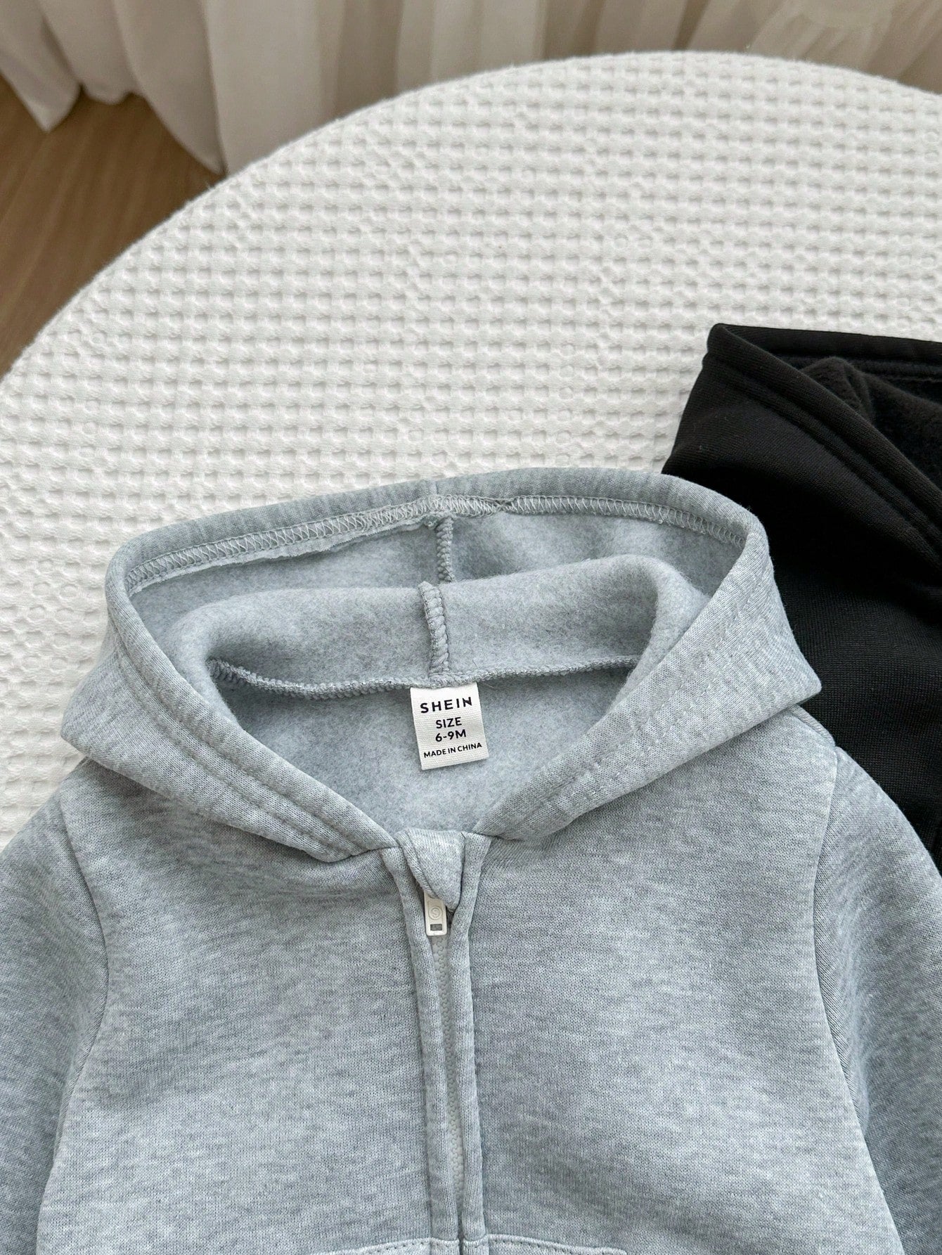 2pcs Baby Boy & Baby Girl Casual Solid Color Hooded Jacket Set, Grey Hoodie & Black Hoodie, Suitable For Autumn & Winter