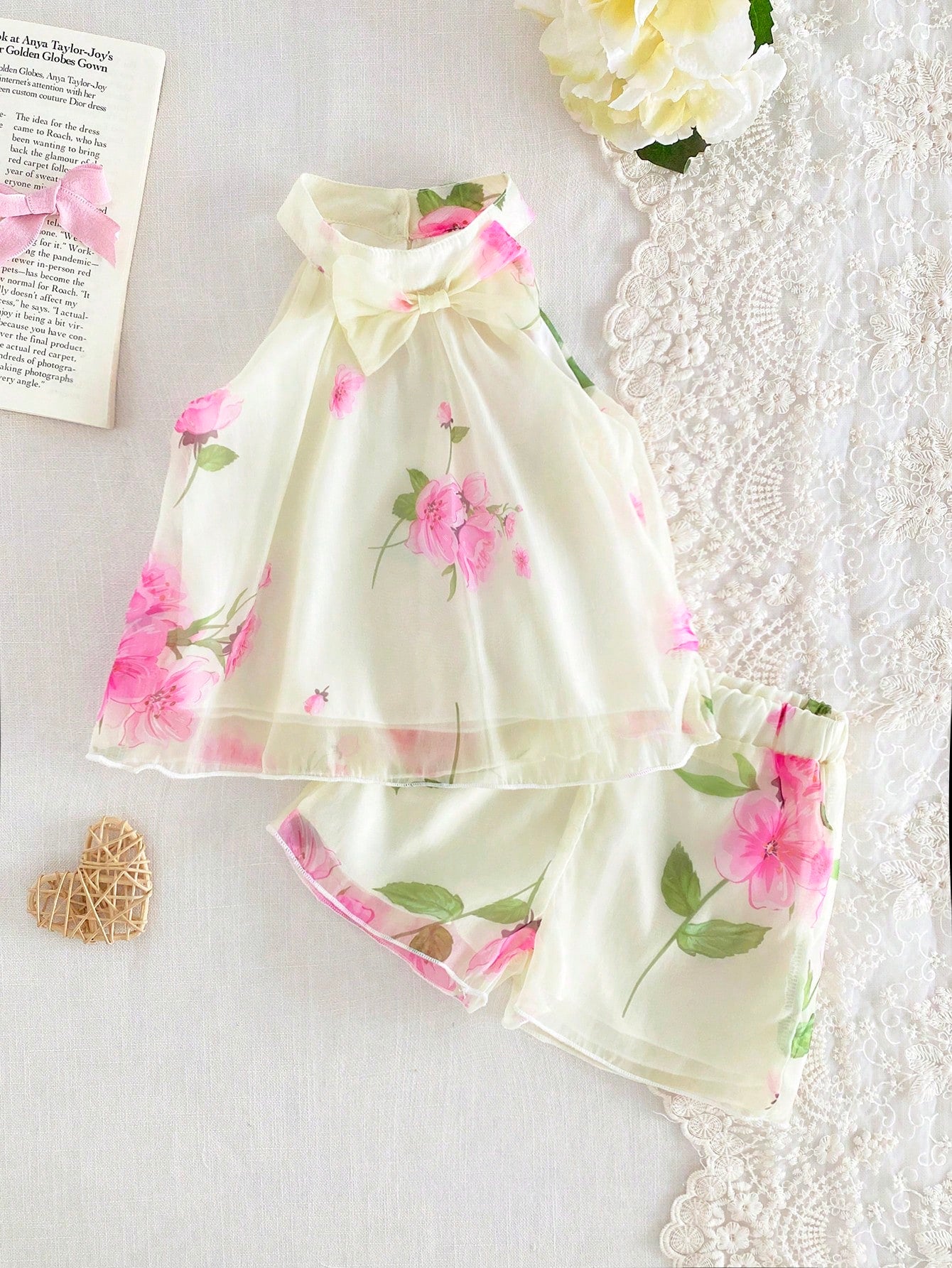 2pcs Baby Girls Floral Print Chiffon Bow Decor Sleeveless Spaghetti Strap Top+Elastic Waist Shorts Set,Cute,Summer,Beige,2nd Birthday,Sweet Outfits