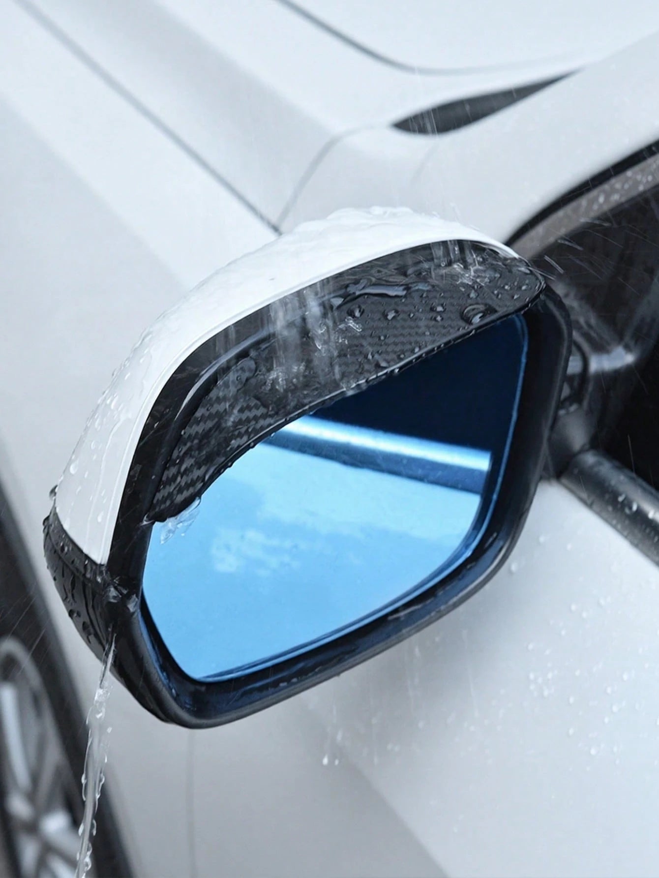 2pcs Car Rearview Mirror Rain Guards, Extra Wide & Large Side Mirror Rain Shields, Self-Adhesive Waterproof Anti-Glare Rearview Mirror Rain Covers Accessories, Suitable For Most Car Models