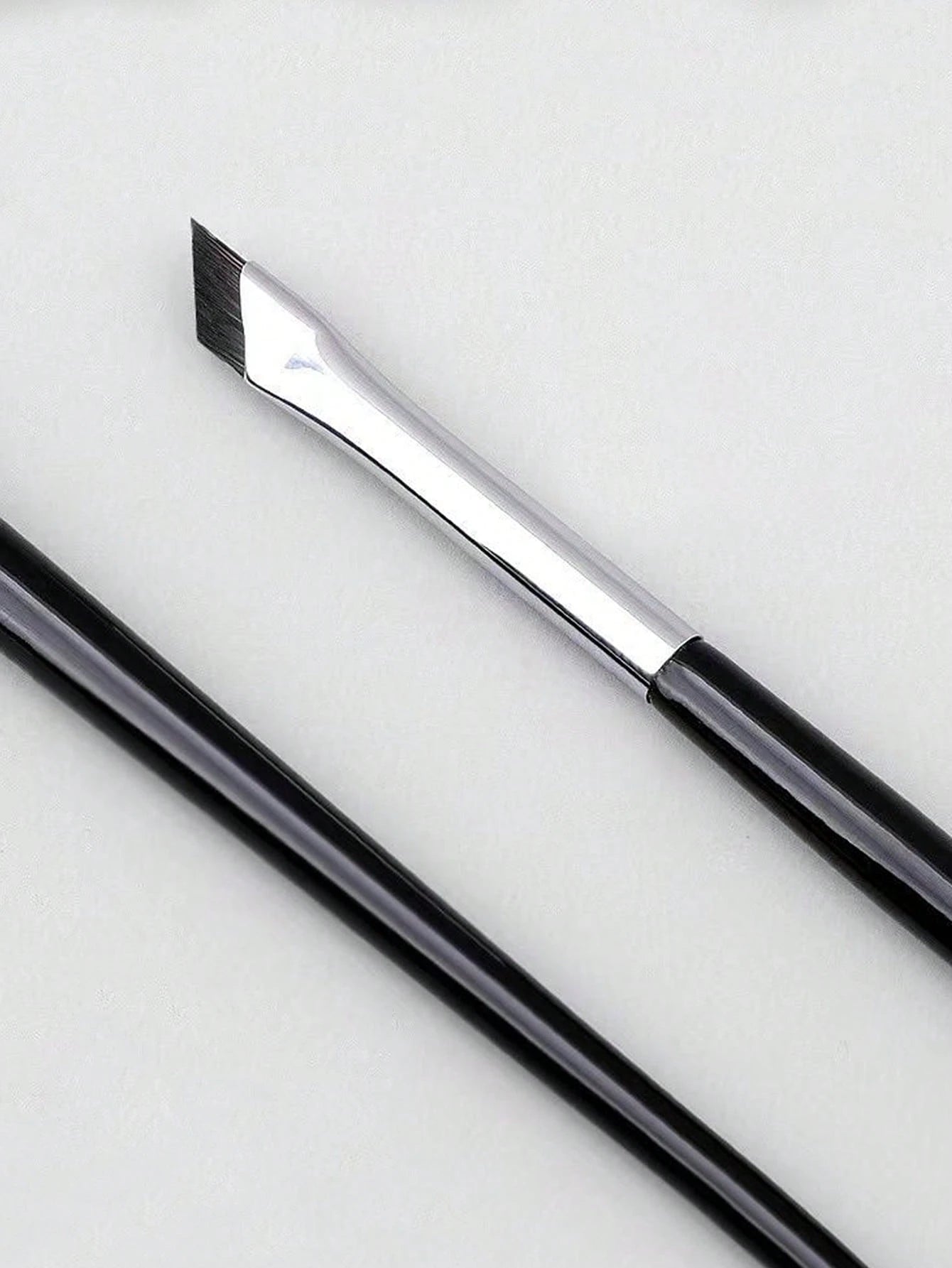 2Pcs Eyebrow Brush Eyeshadow Brush Cosmetic Brush Makeup Tools,Foundation Brush,Concealer Brush,Blush Brush,Contour Brush,Blush Brush,Bronzer Brush,Powder Brush,Foundation Brush,Blush Brush,Giveaways