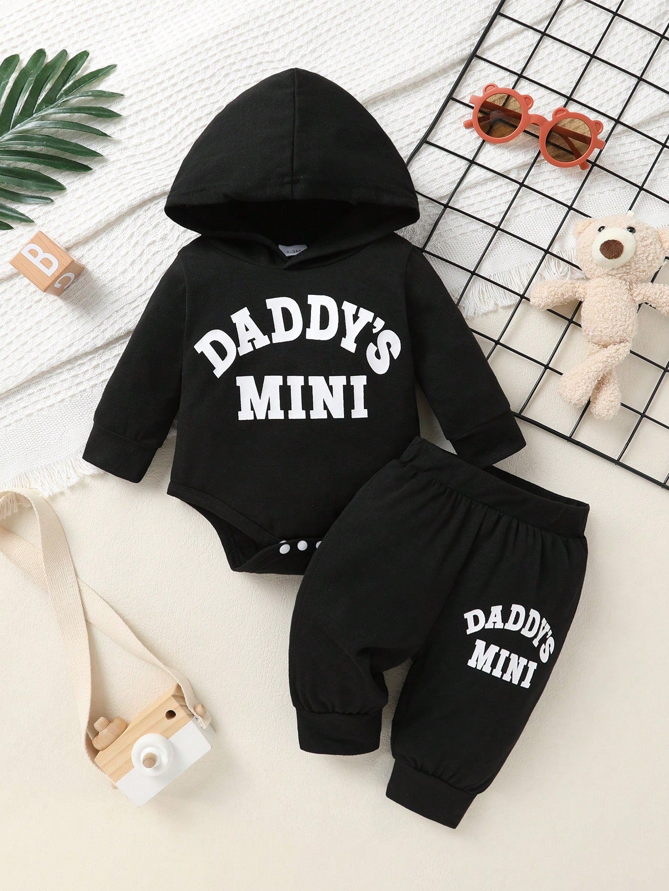 2pcs Set, Casual, Cute, Baby Boy Clothes, Infant Bodysuit, Baby Autumn/Winter Outfit, Soft & Comfortable, Letter Print Hoodie Top And Solid Letter Print Pants Set, Suitable For Daily, Vacation, Party