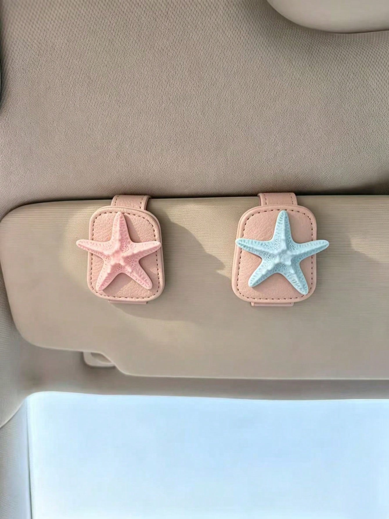 3D Starfish Leather Car Visor Glasses Clip, Car Sun Visor Fashion Glasses & Ticket Storage Holder, Ocean Style Car Interior Decor, Light Pink Leather Beach Style Car Visor Fashion Glasses Card Holder