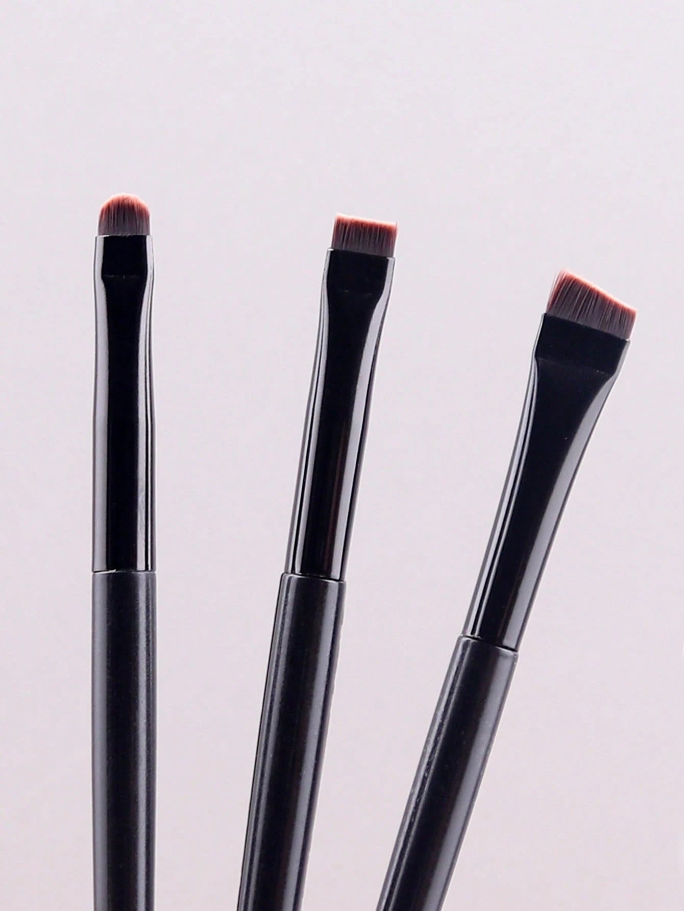 3pcs Makeup Brush Set, Including Angled Eyeliner Brush, Eyebrow Brush, Ultra-Thin Eyeshadow Brush,Foundation Brush,Concealer Brush,Blush Brush,Contour Brush,Blush Brush,Bronzer Brush,Powder Brush,Foun