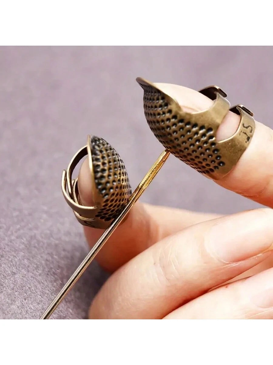 4PCS/2PCS Colorful Sewing Thimbles Finger Protectors, Metal Adjustable Finger Guards For Sewing And Mending, Protect Fingertips From Needle Pricks, S Size Fits Finger Diameter 1.3-1.5cm, M Size Fits F
