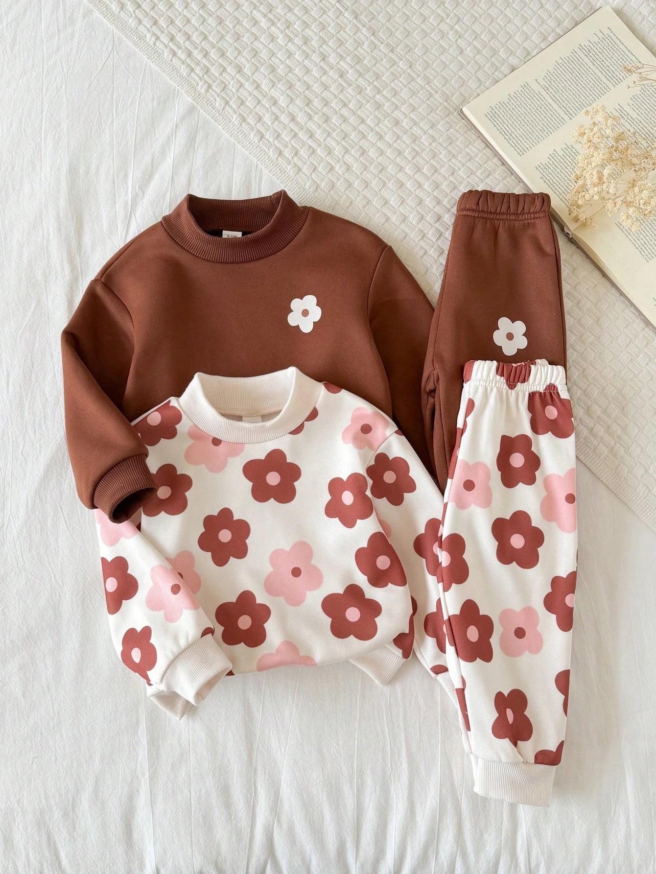 4PCS Baby Girls Infant Toddler Cute Flower Print Long Sleeve Crew Neck Soft Thick Sweatshirt Pants Set Outfit Back To School Fall Winter