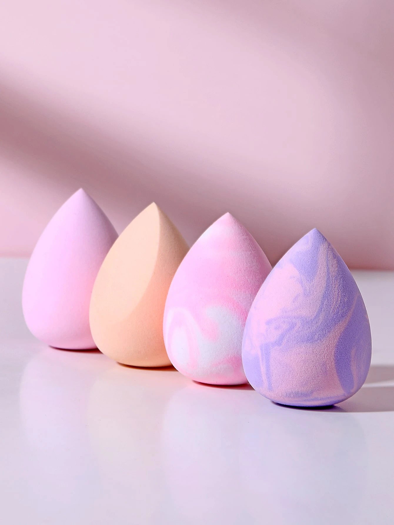 4pcs Egg-Shaped Makeup Sponge Set, Wet & Dry Use, Suitable For Foundation, Concealer, Loose Powder, Portable Bedroom Vanity Travel Essential, Women's Christmas Holiday Gift, Affordable Makeup Accessor