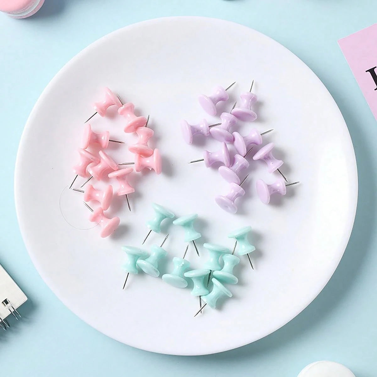 50/100pcs Colorful Drawing Pins, Simple Multipurpose Thumbtacks, Suitable For School, Office, Photo Fixing (Random Color)