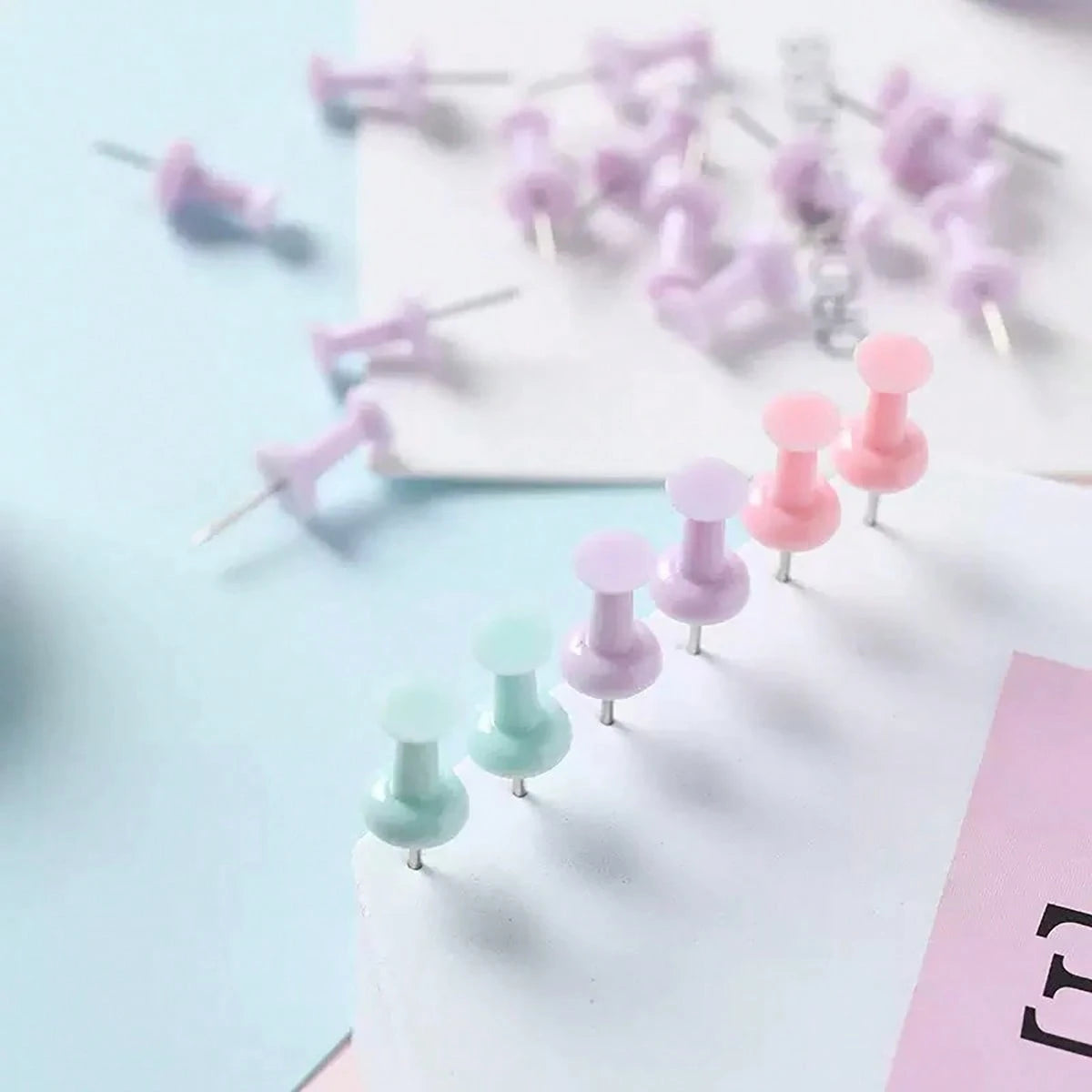 50/100pcs Colorful Drawing Pins, Simple Multipurpose Thumbtacks, Suitable For School, Office, Photo Fixing (Random Color)
